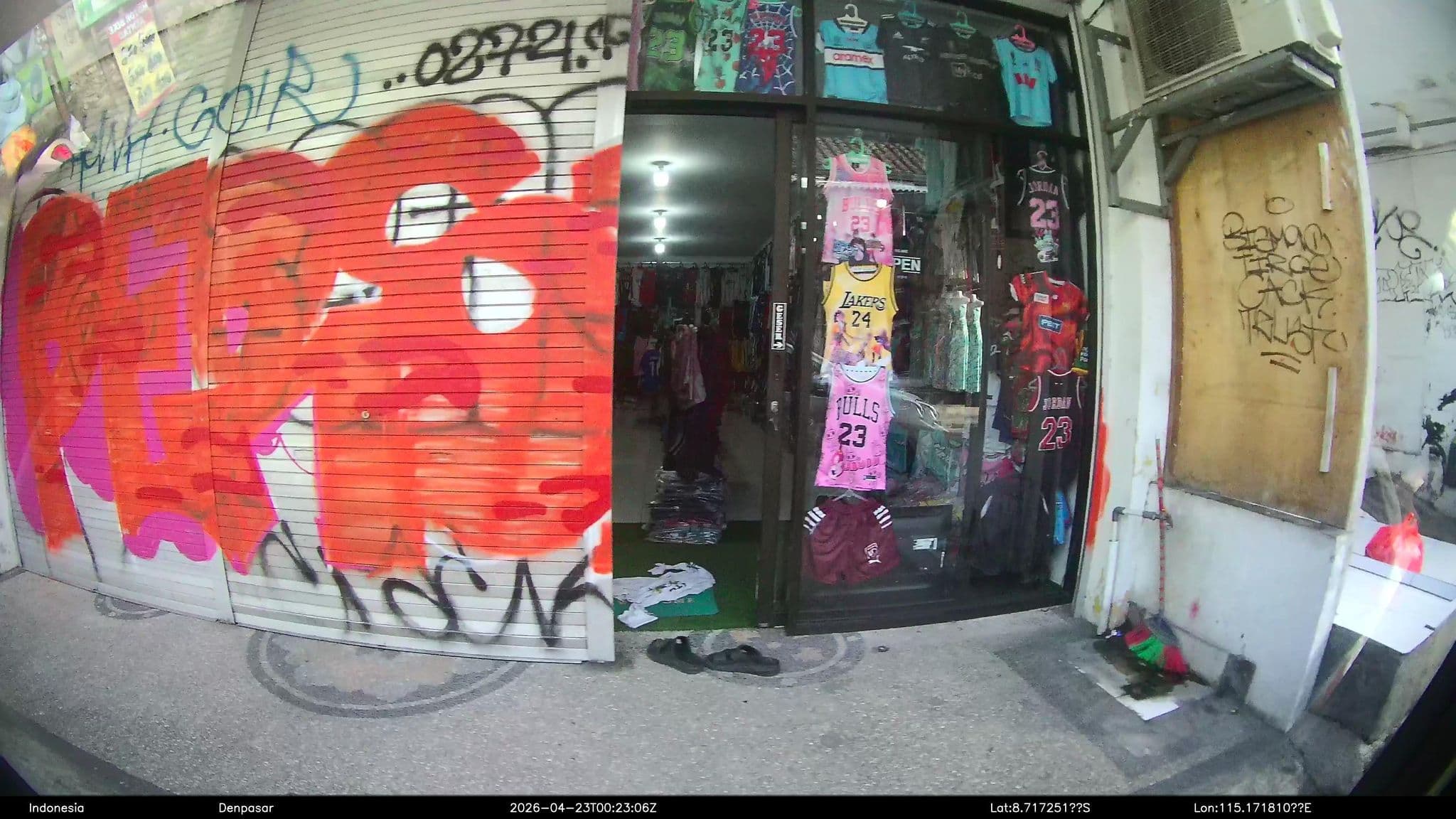 Street view near The Kubu, Kuta — © Kaart---LEFT (CC BY-SA · Mapillary)