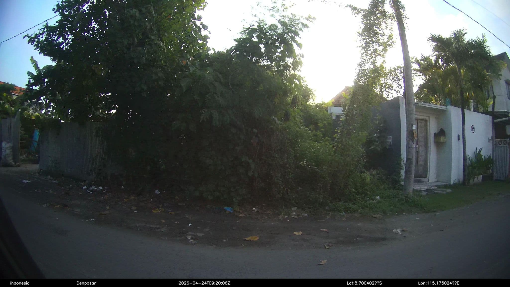 Street view near The Grey Hotel, Legian — © Kaart---RIGHT (CC BY-SA · Mapillary)