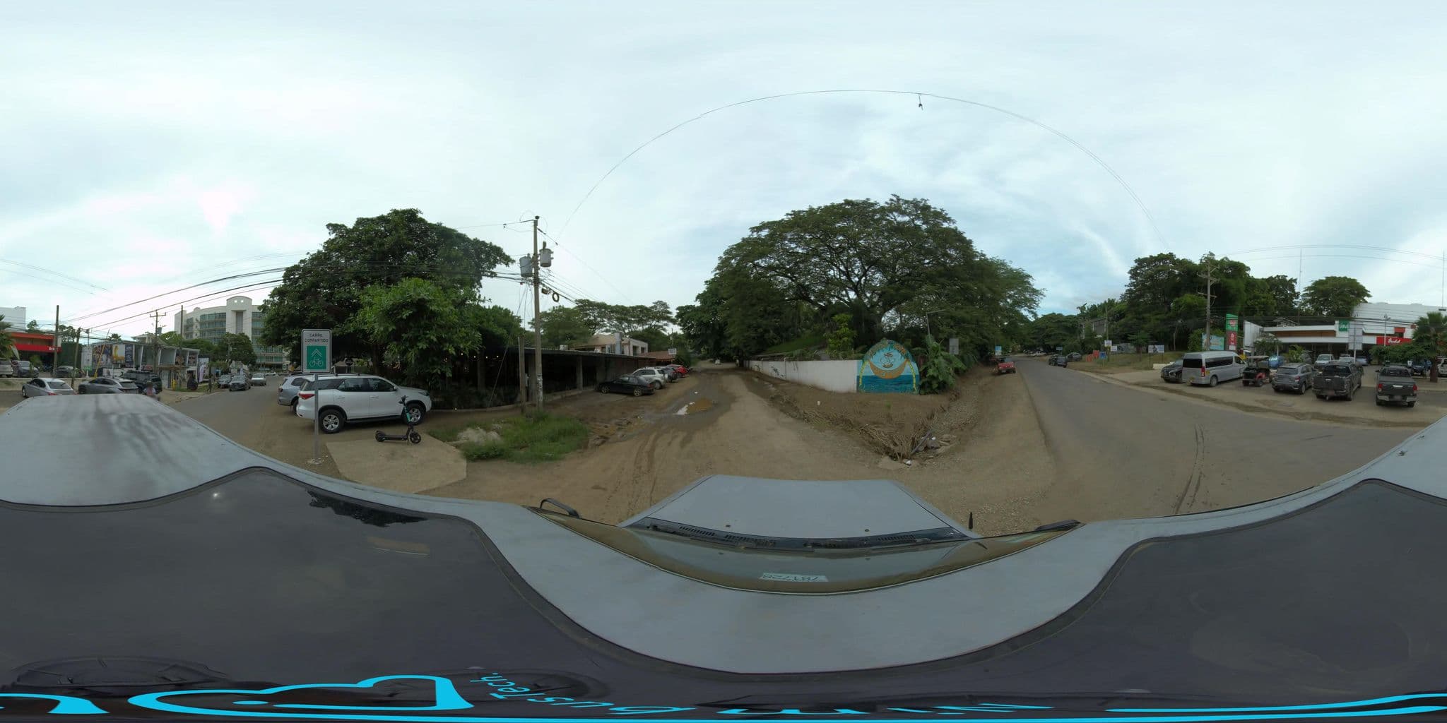 Street view near Hotel Portofino, Tamarindo