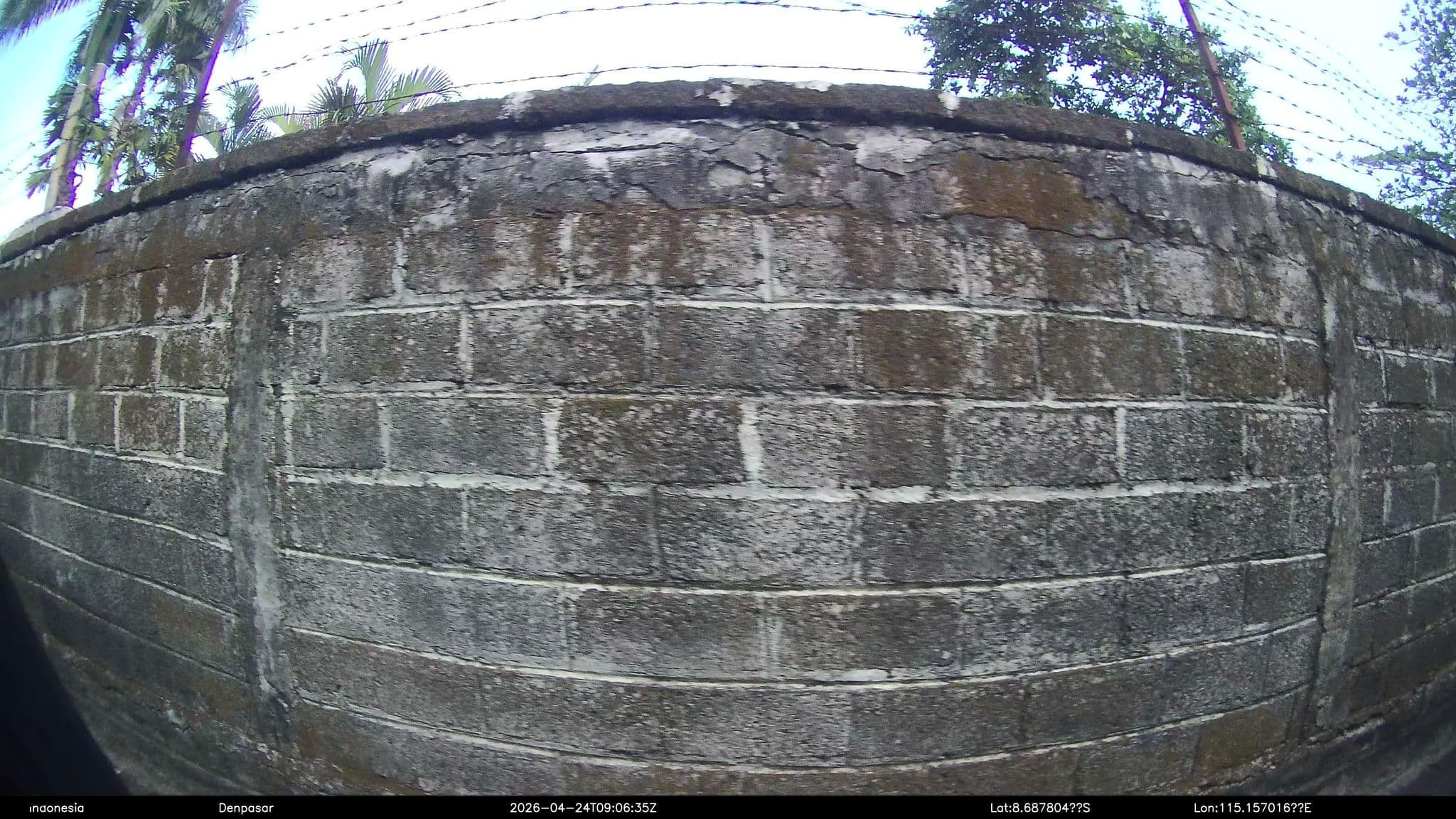 Street view near Kembali Villas Seminyak Private Pool Villa, Legian — © Kaart---RIGHT (CC BY-SA · Mapillary)