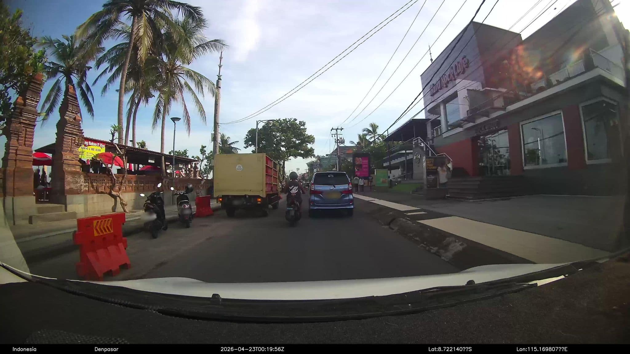 Street view near Pullman hotel & resort, Kuta — © Kaart---360 (CC BY-SA · Mapillary)
