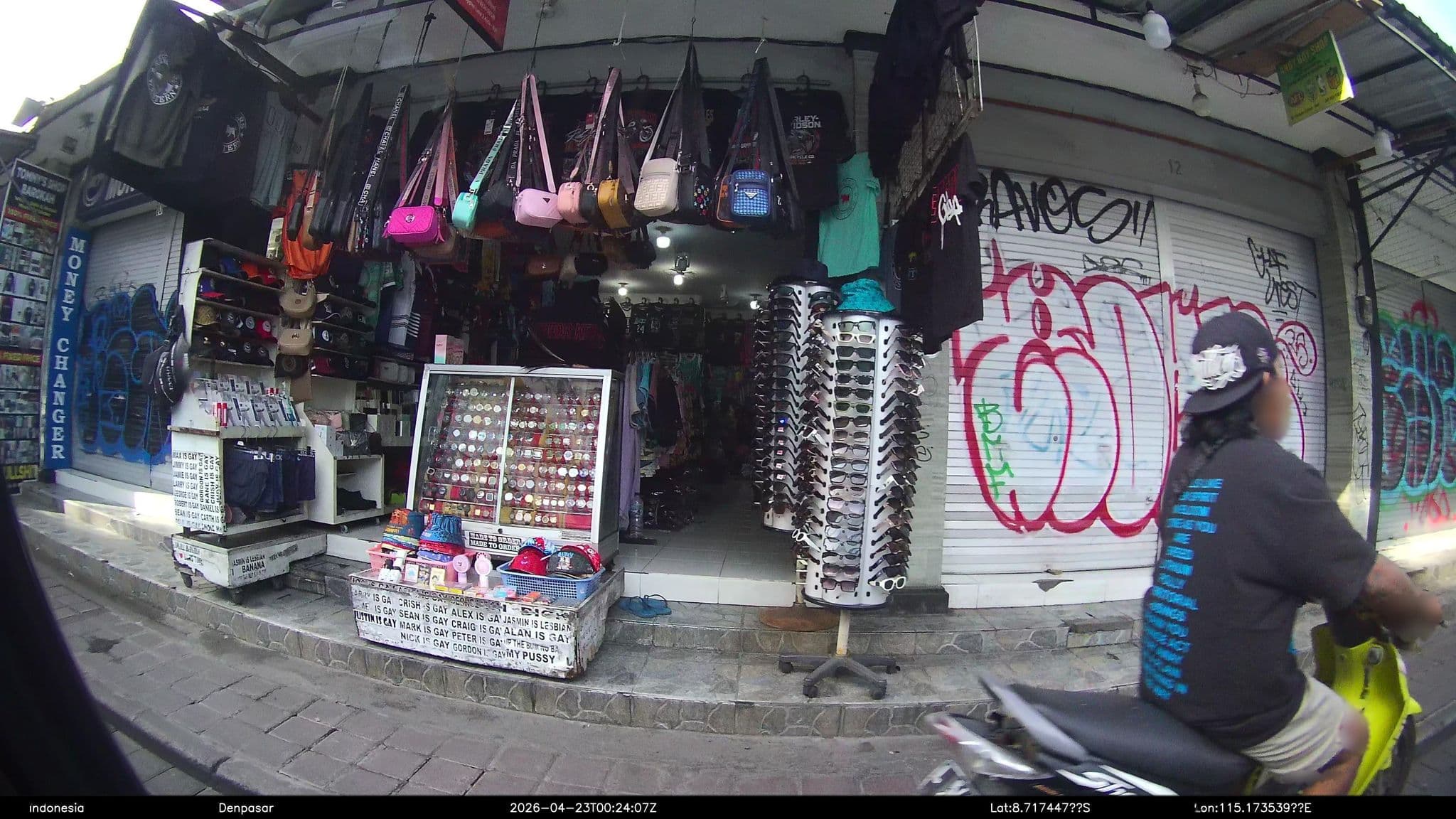 Street view near The Taman Sari Resort Legian, Kuta — © Kaart---RIGHT (CC BY-SA · Mapillary)