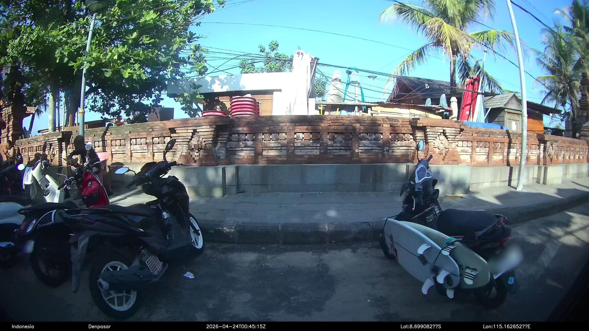 Street view near Ipeh Inn, Legian — © Kaart---LEFT (CC BY-SA · Mapillary)