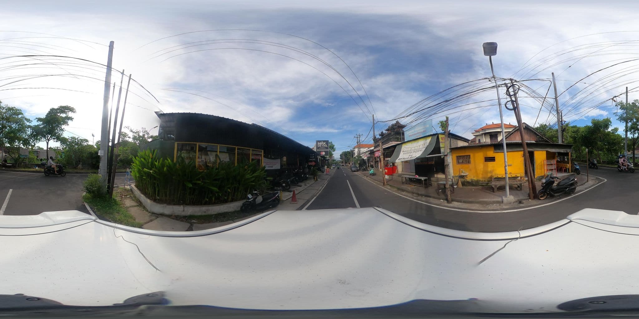 Street view near Hotel beneyasa 2, Legian — © Kaart---360 (CC BY-SA · Mapillary)