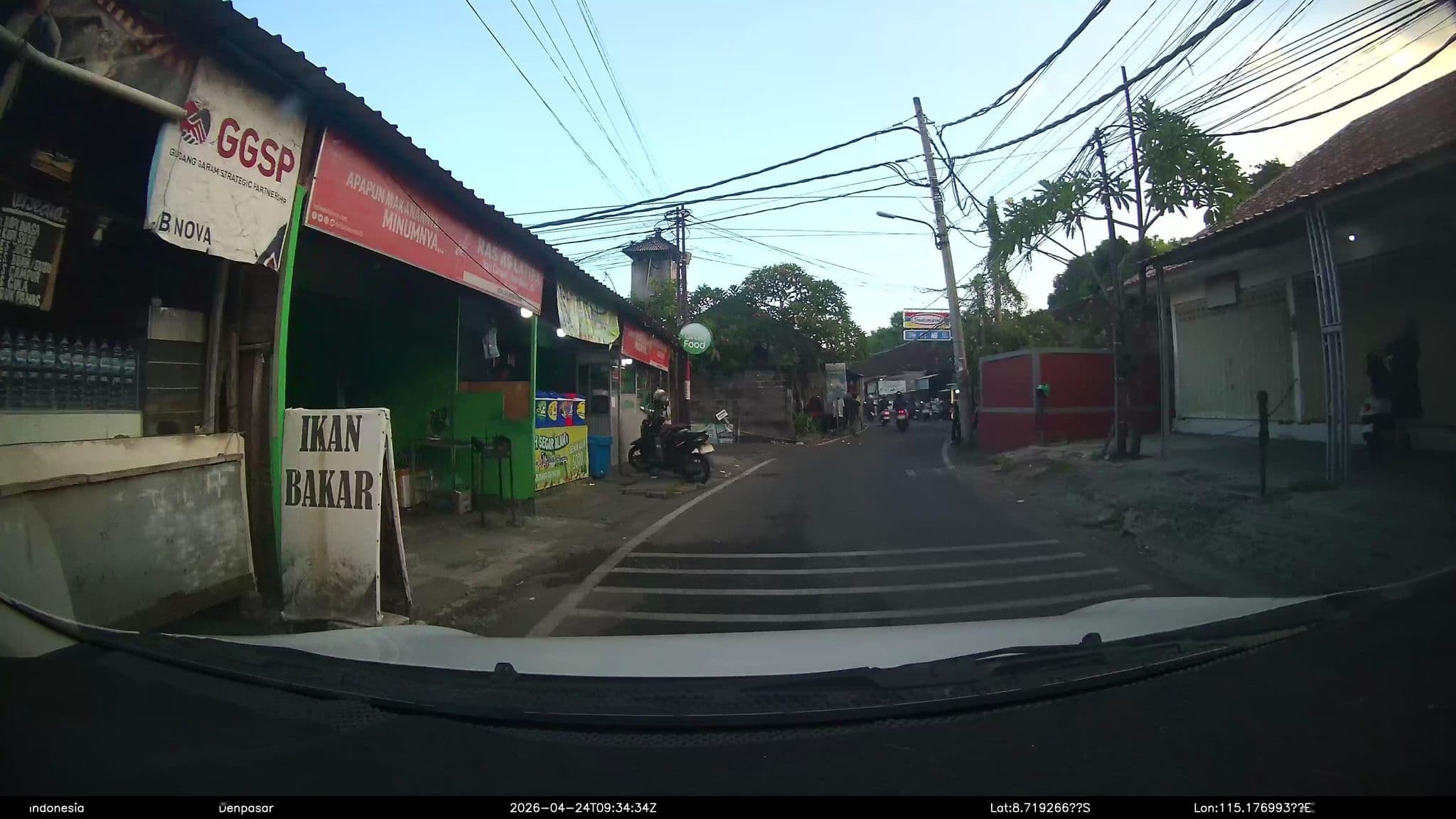 Street view near Room 102 Swissbell BKR, Kuta — © Kaart---FRONT (CC BY-SA · Mapillary)