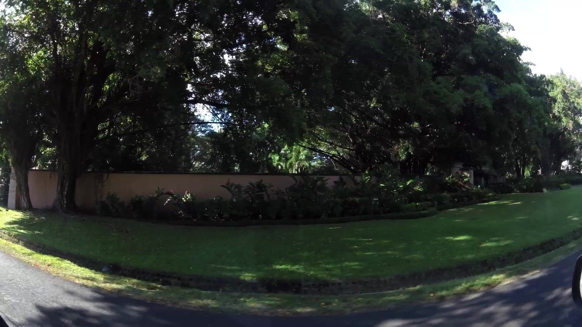 Street view near Marriott Los Suenos, Jacó