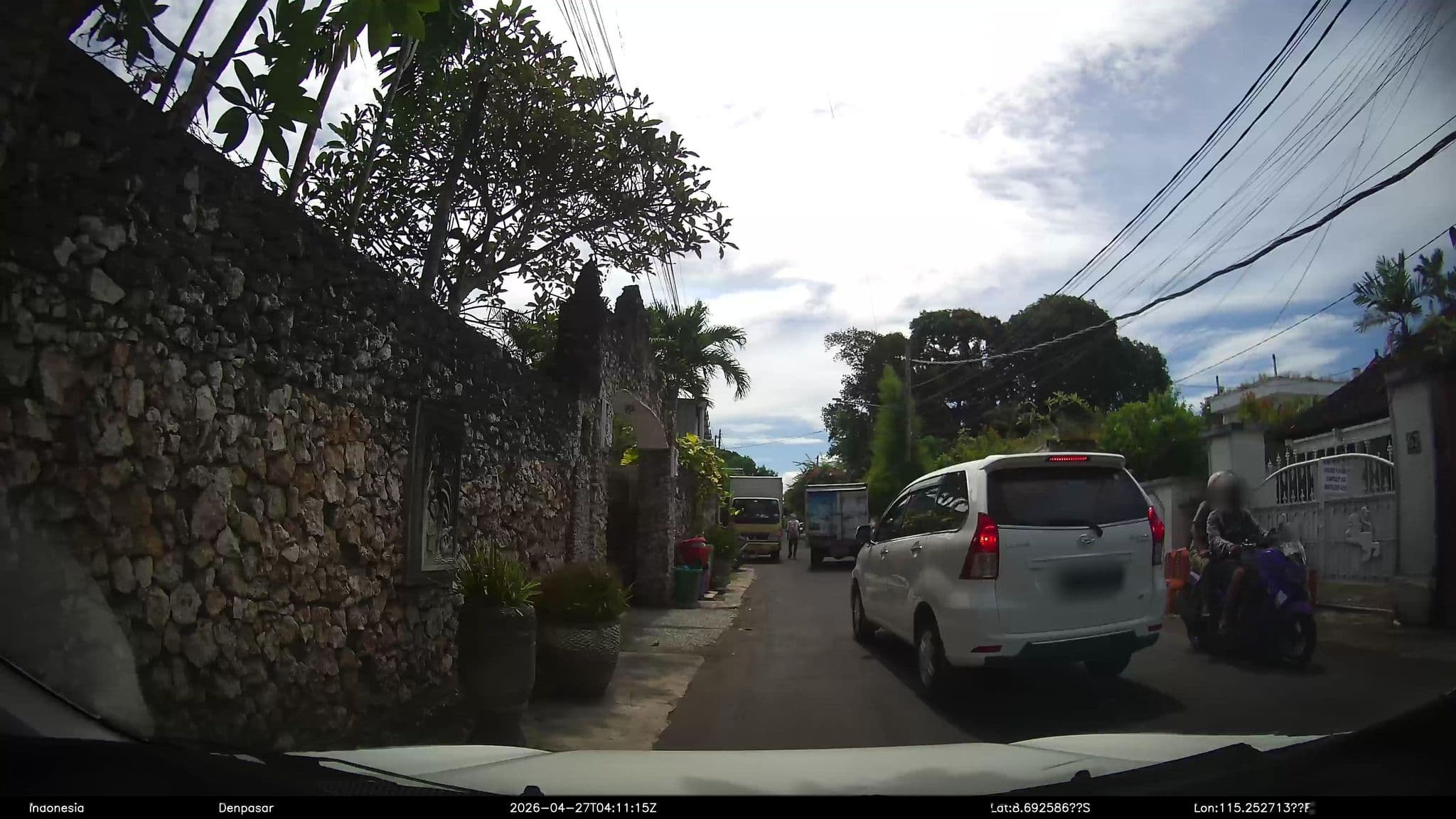 Street view near Villa Denira, Sanur — © Kaart---FRONT (CC BY-SA · Mapillary)