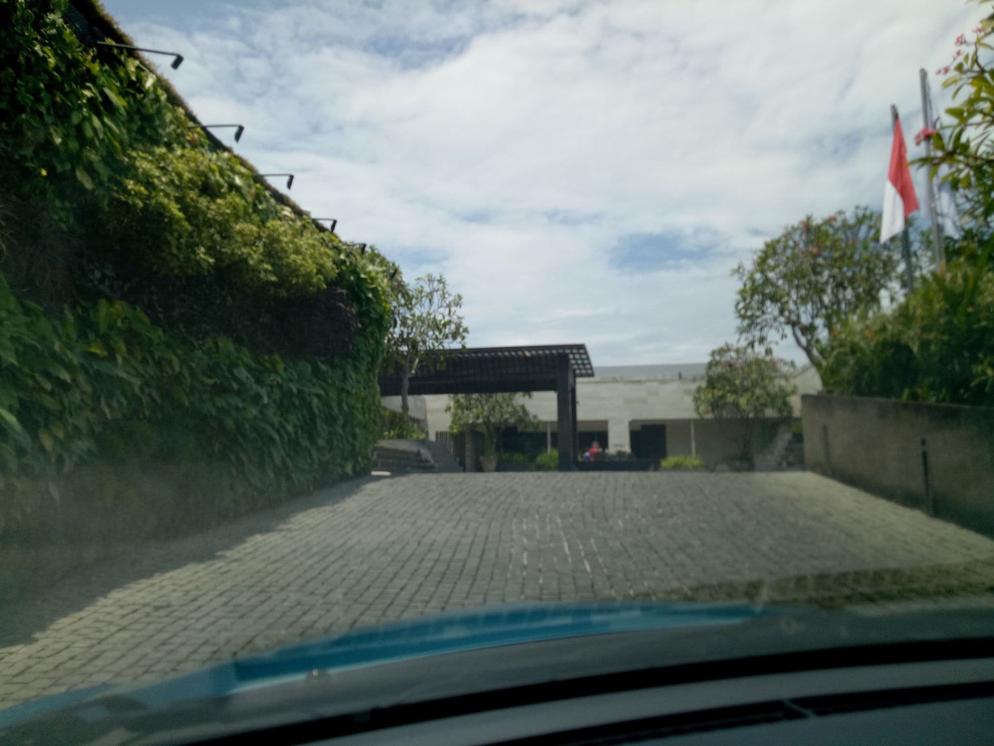 Street view near Regent Hotel Project, Sanur — © tla (CC BY-SA · Mapillary)