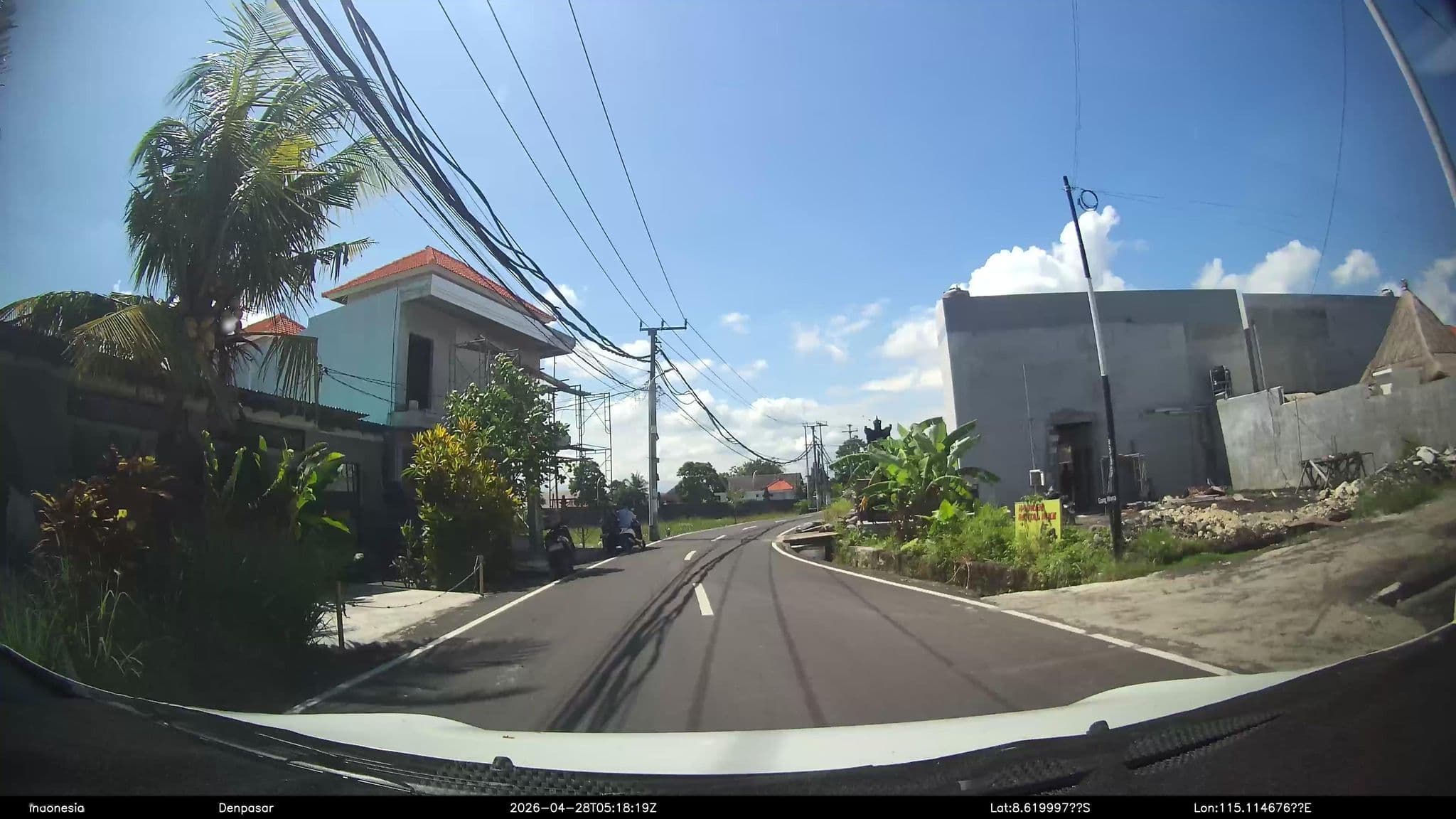 Street view near Nyanyi Riverside Villas Project, Dalung — © Kaart---FRONT (CC BY-SA · Mapillary)