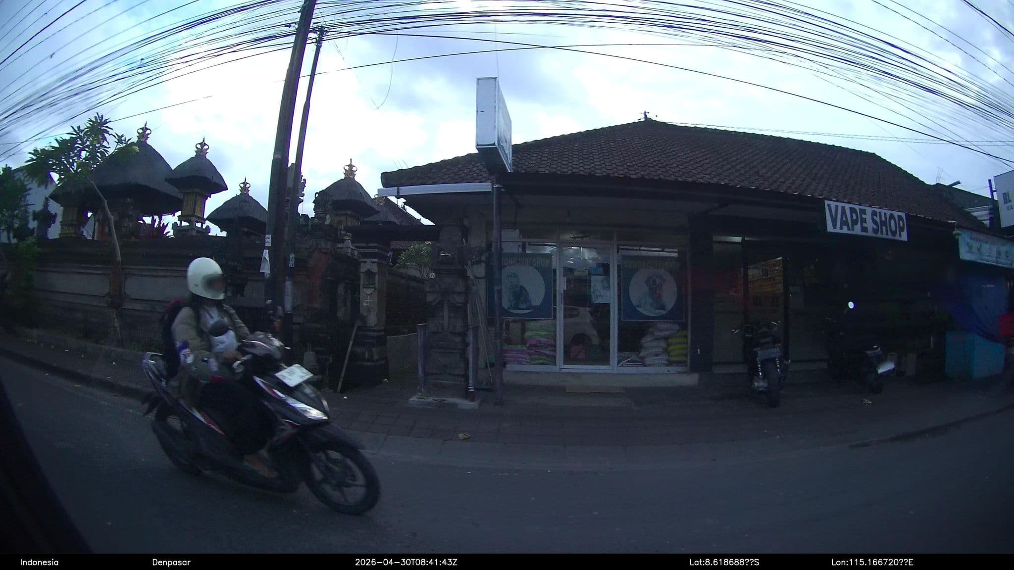 Street view near Nirwana Water Garden Lovina Bali, Dalung — © Kaart---RIGHT (CC BY-SA · Mapillary)