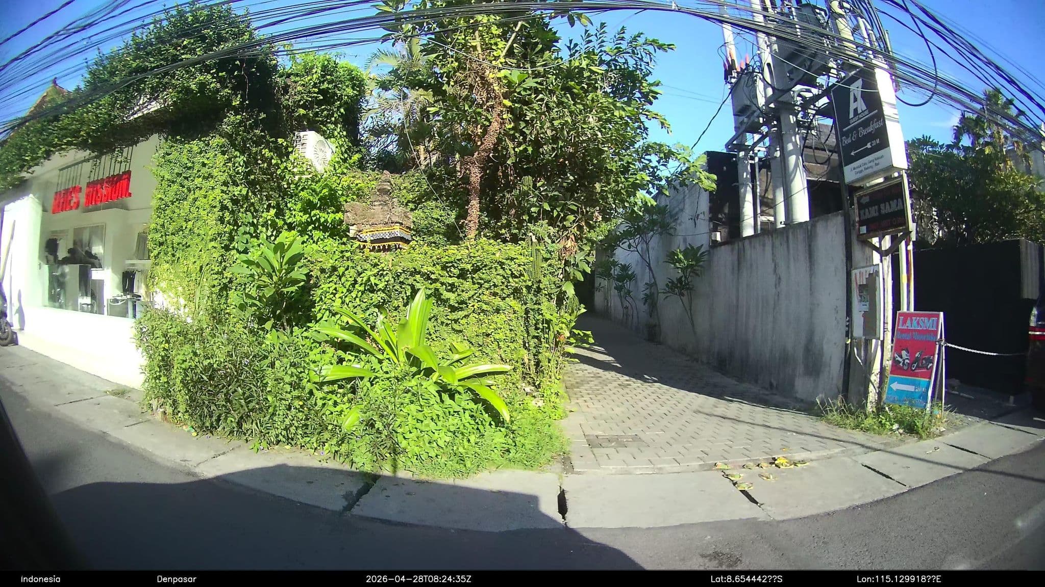 Street view near A7 Guesthouse, Dalung — © Kaart---RIGHT (CC BY-SA · Mapillary)