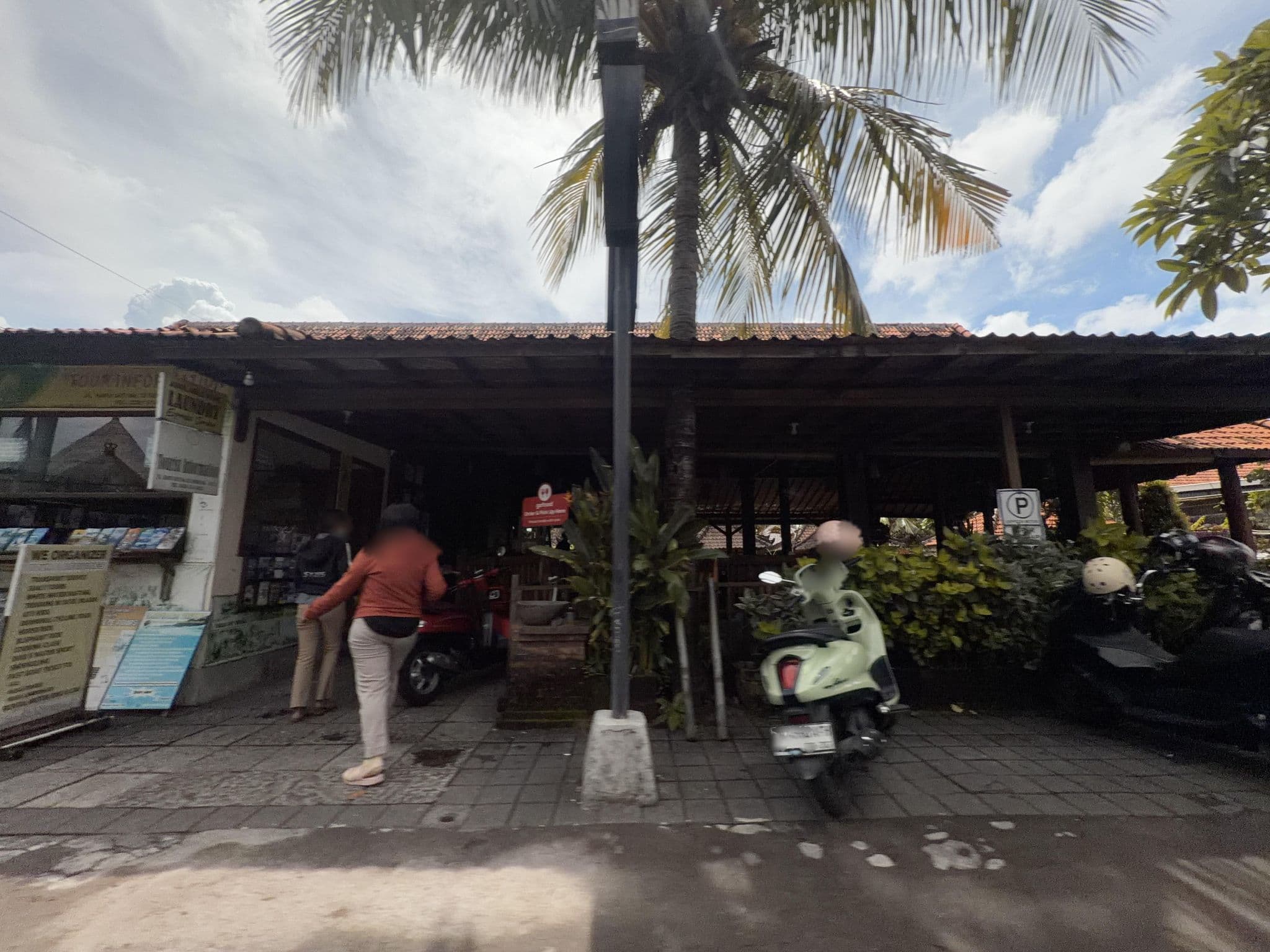 Street view near B Villa Seaside, Legian — © filipb (CC BY-SA · Mapillary)