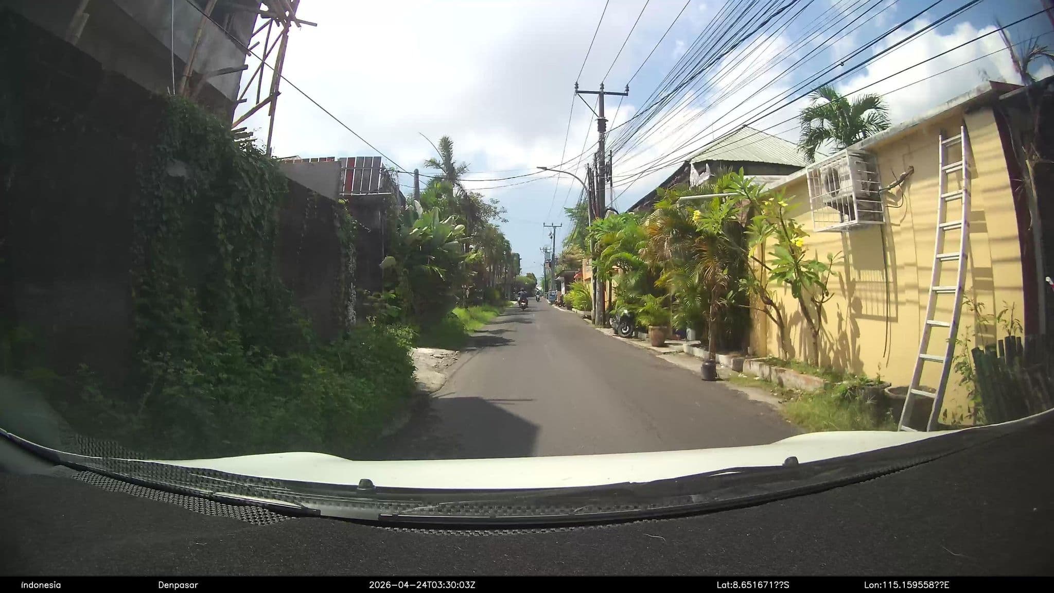 Street view near 2 Br Guestvilla Balivillamarene, Dalung — © Kaart---FRONT (CC BY-SA · Mapillary)