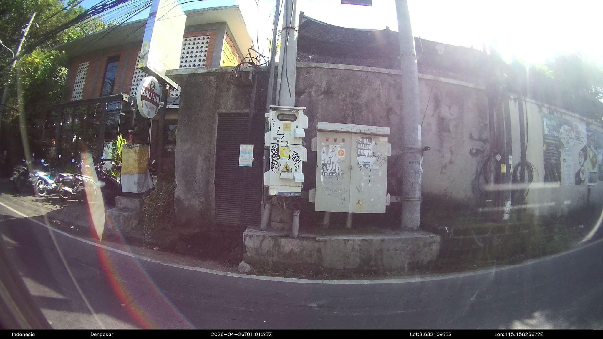 Street view near Kubu Pesisi Villas, Legian — © Kaart---RIGHT (CC BY-SA · Mapillary)