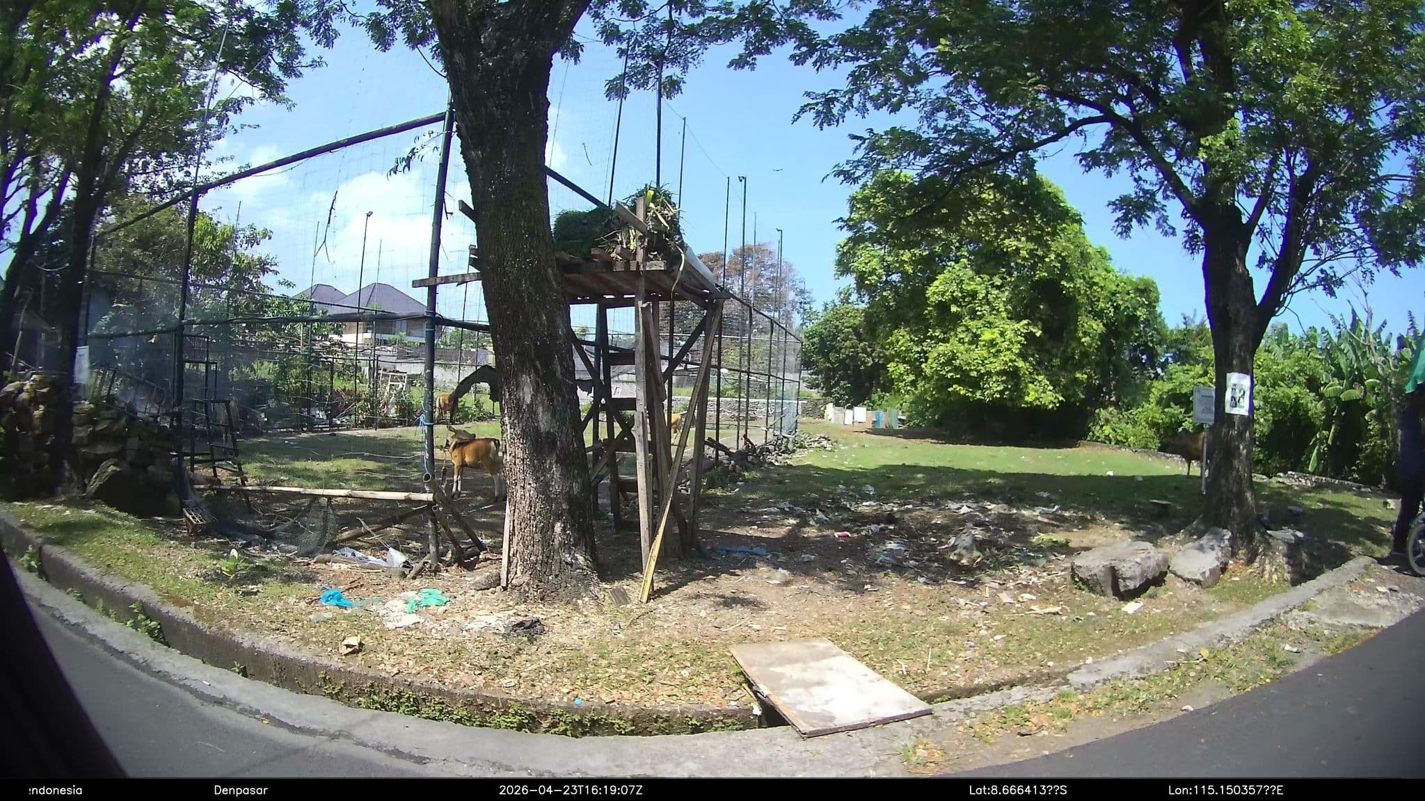 Street view near arnalaya villa Project, Legian — © Kaart---RIGHT (CC BY-SA · Mapillary)