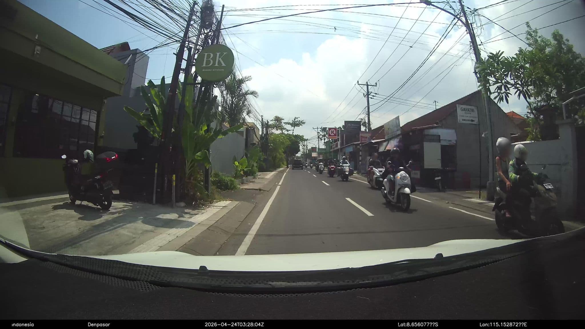 Street view near the Grove Villa, Dalung — © Kaart---FRONT (CC BY-SA · Mapillary)