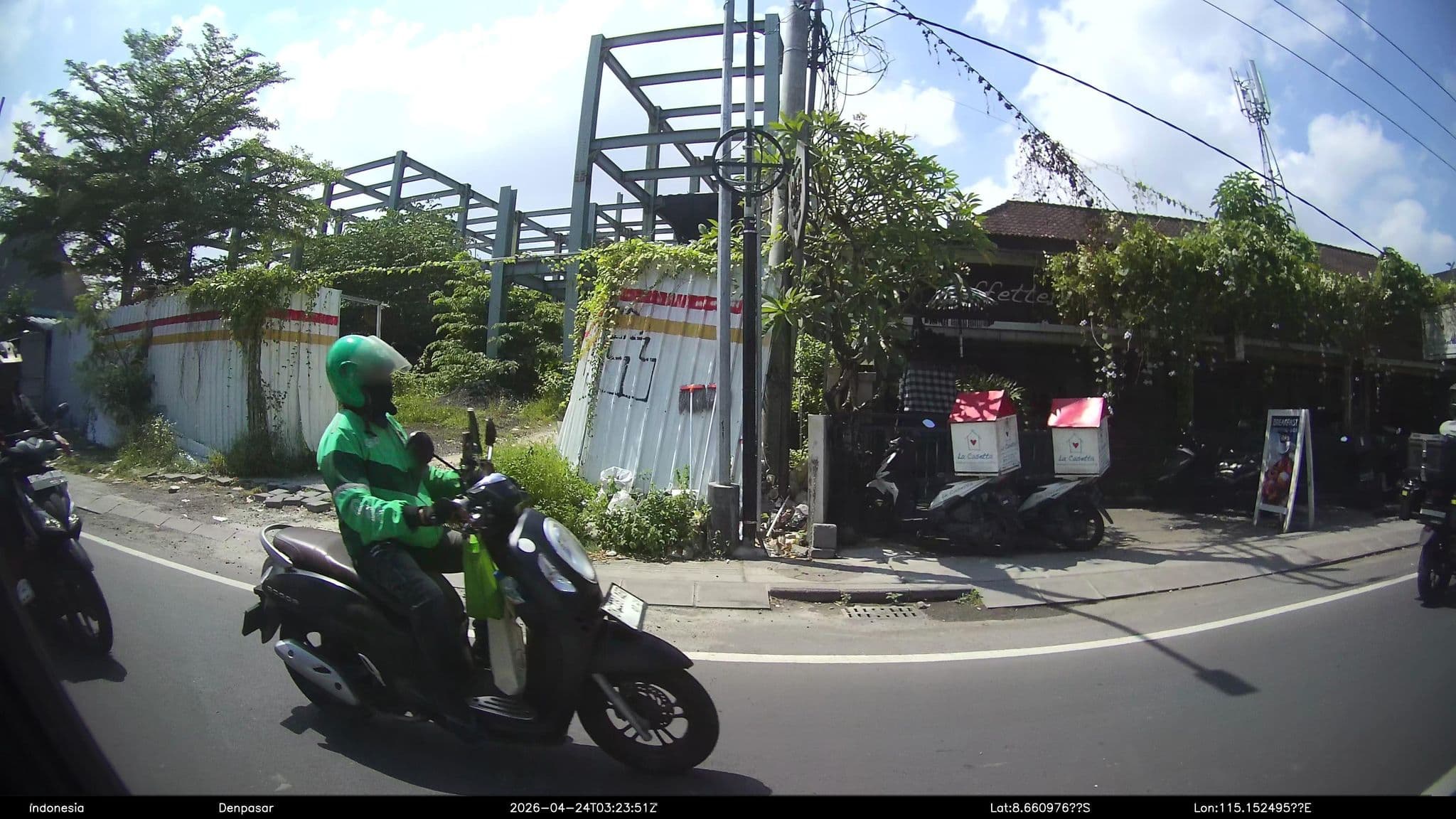 Street view near The Alam Villa, Dalung — © Kaart---360 (CC BY-SA · Mapillary)
