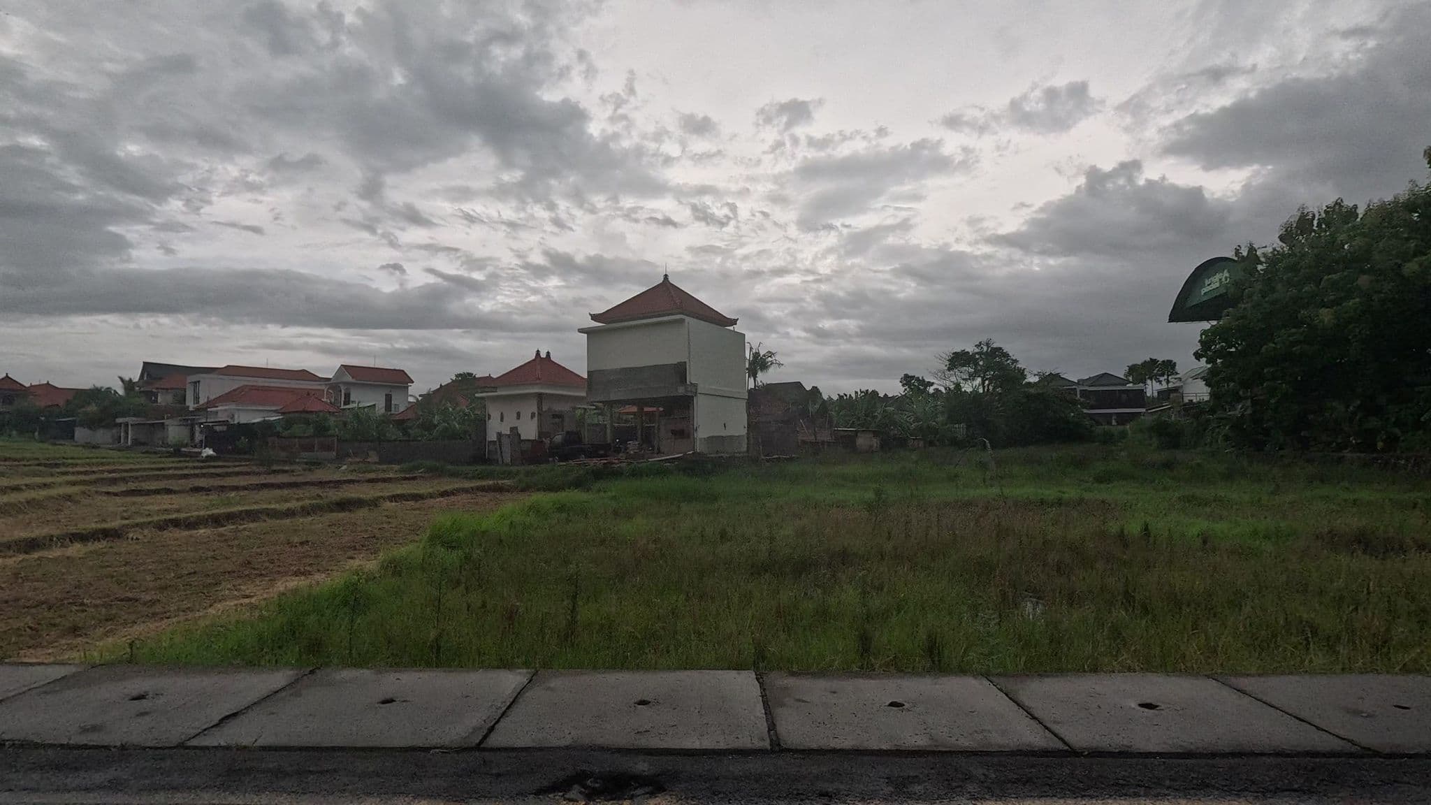 Street view near Shortcut Breeze Guest House, Dalung — © alyapuspita (CC BY-SA · Mapillary)