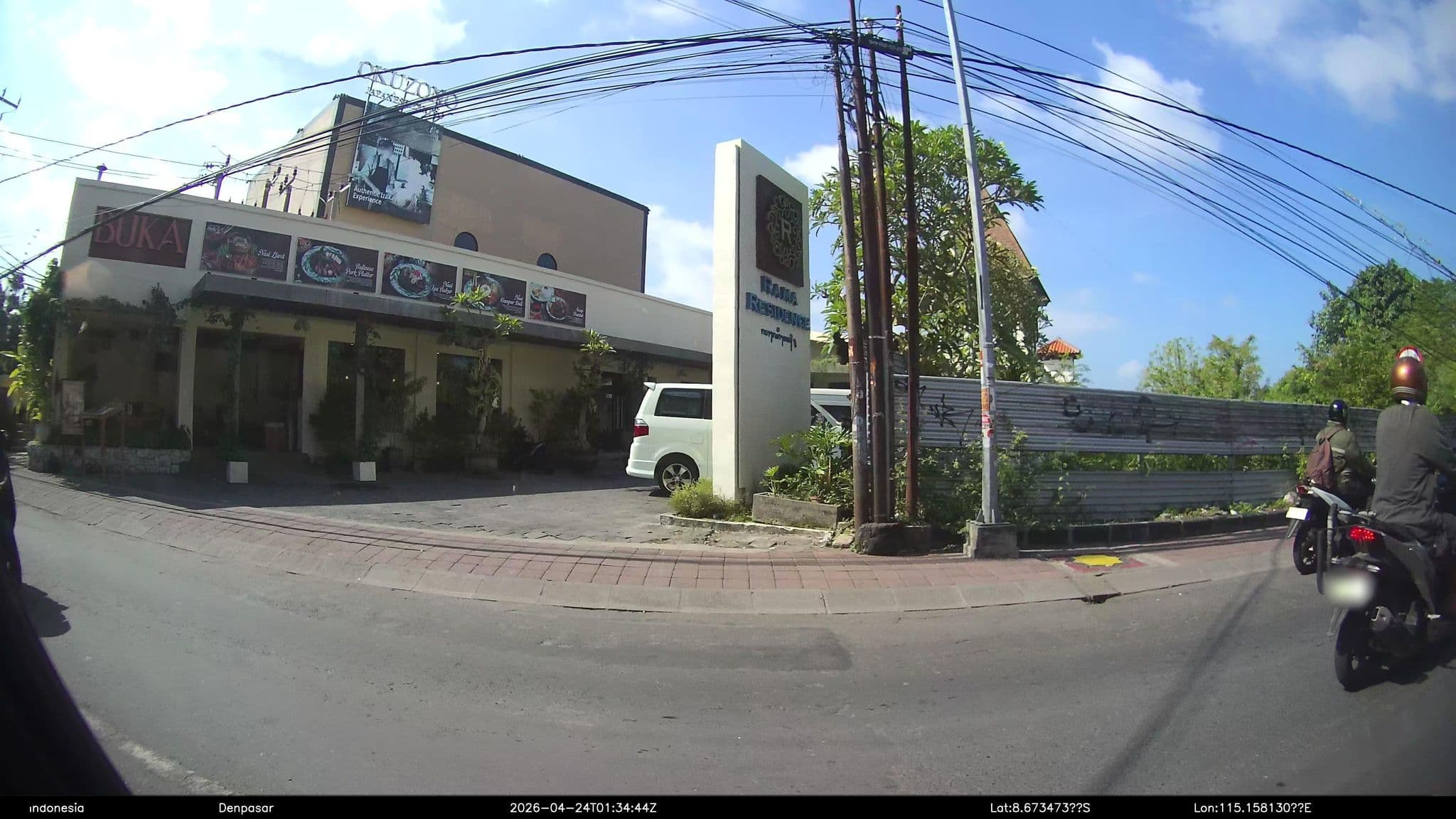 Street view near Airy Seminyak Petitenget Raya 35 Bali, Legian — © Kaart---RIGHT (CC BY-SA · Mapillary)