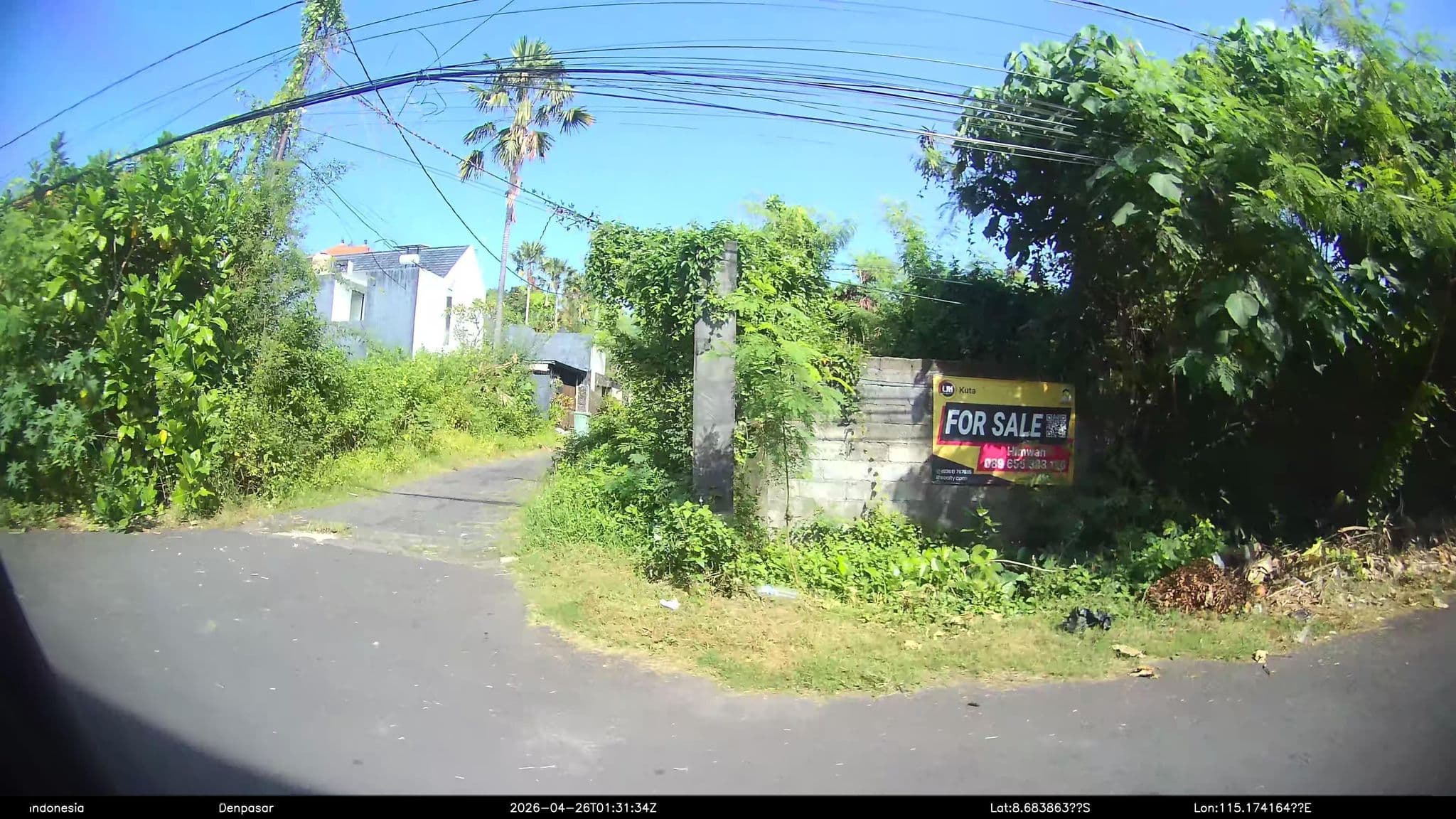 Street view near Palm Villas, Legian — © Kaart---RIGHT (CC BY-SA · Mapillary)