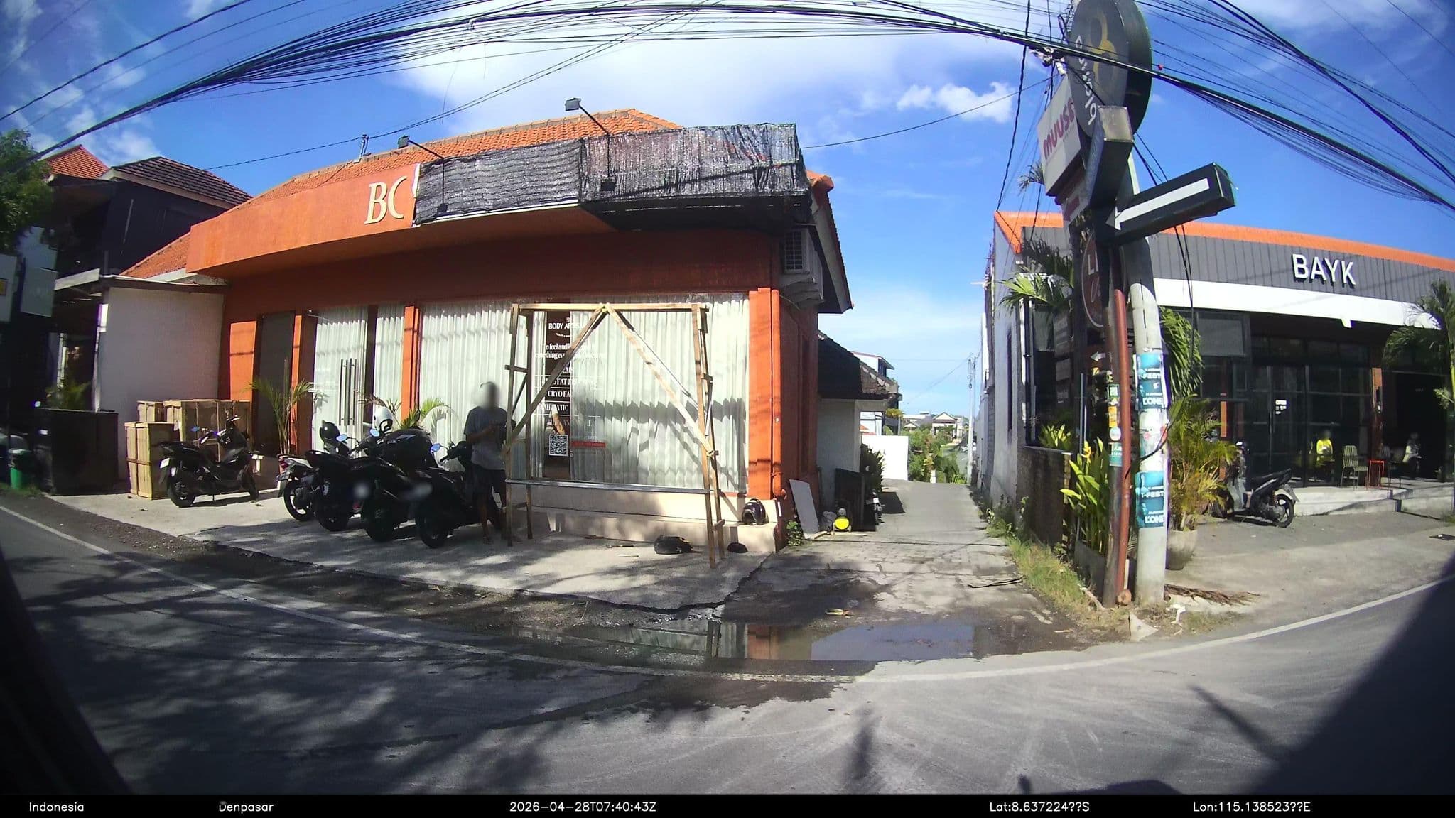 Street view near Pratama Guest House, Dalung — © Kaart---RIGHT (CC BY-SA · Mapillary)