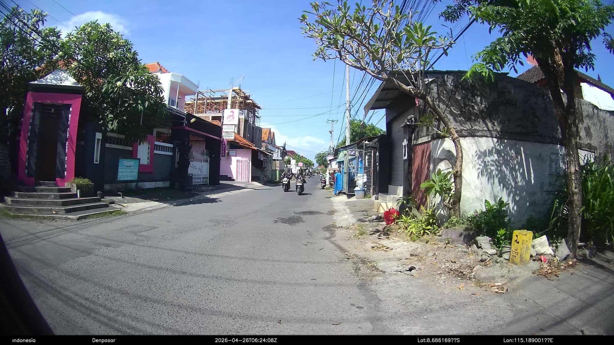 Street view near Airy Denpasar Barat Gunung Soputan Satu 88A Bali, Legian — © Kaart---RIGHT (CC BY-SA · Mapillary)