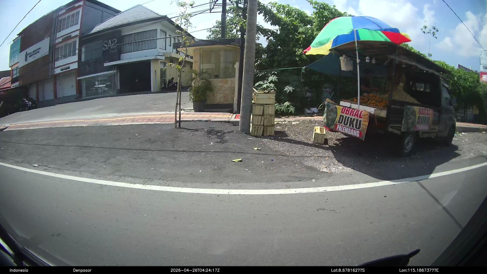 Street view near Aston sunset beach resort-gili trawangan, Legian — © Kaart---LEFT (CC BY-SA · Mapillary)