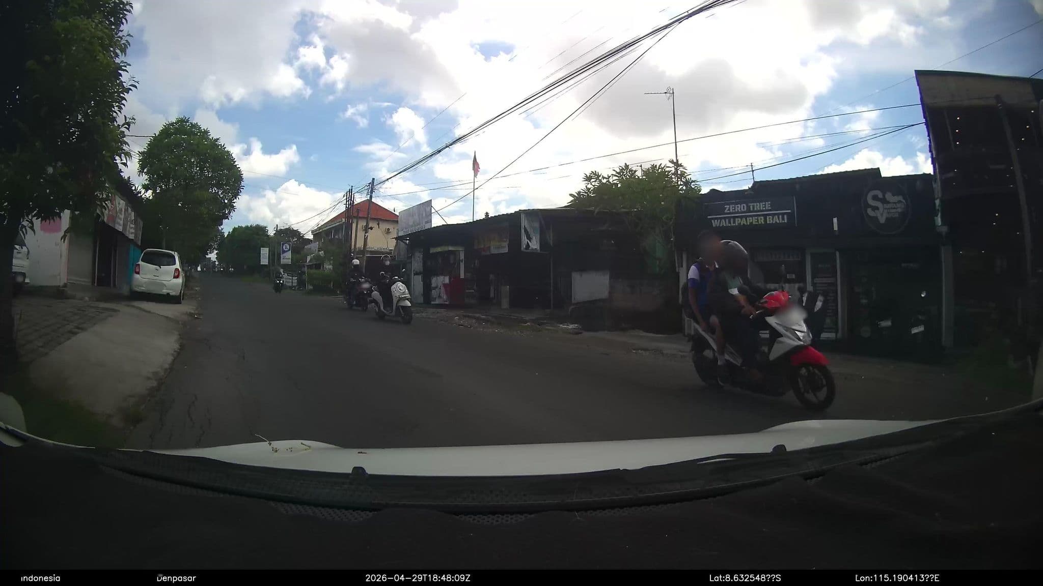 Street view near Hotel Olga, Dalung — © Kaart---FRONT (CC BY-SA · Mapillary)