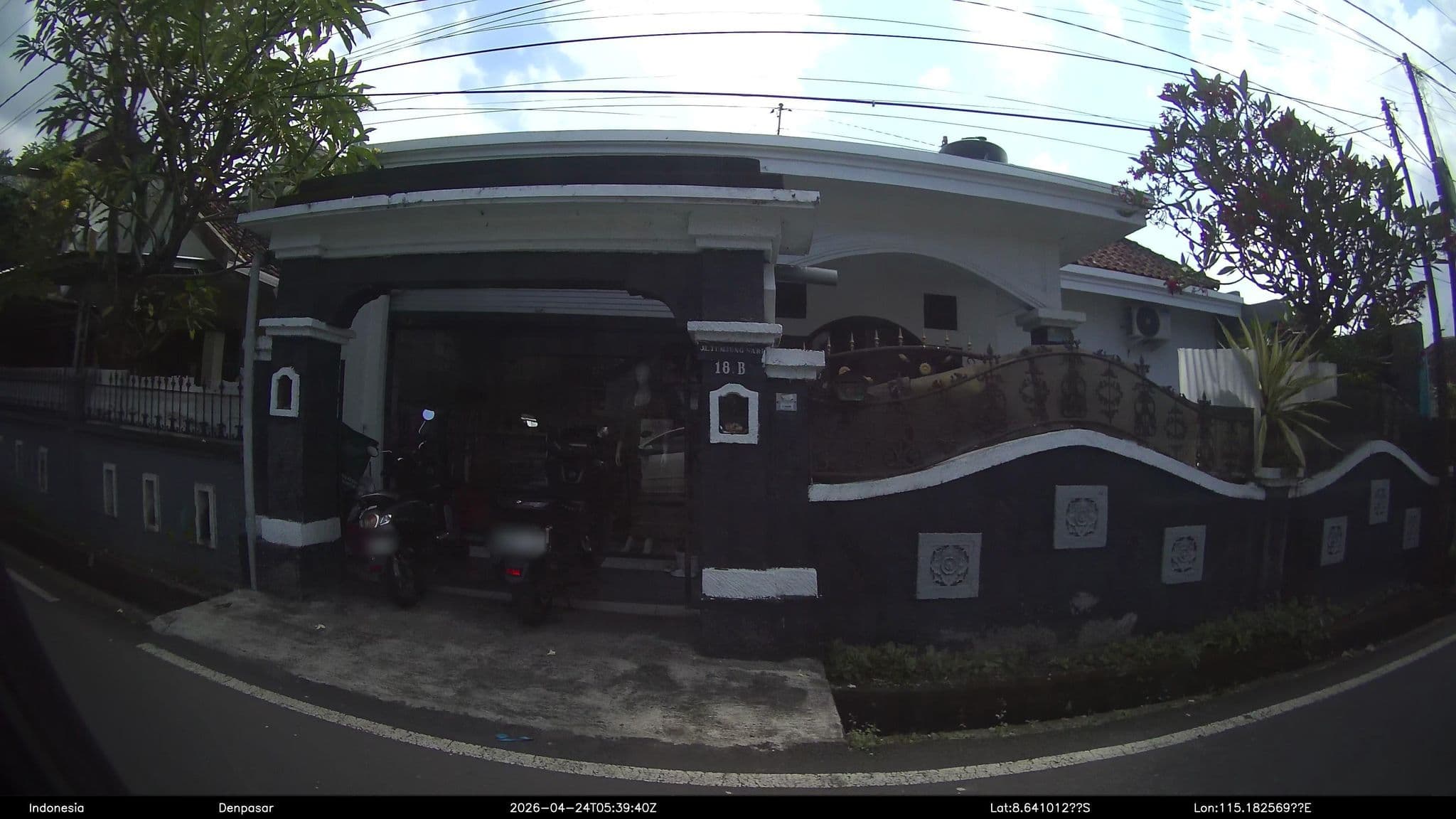 Street view near Hotel Transylvania, Dalung — © Kaart---RIGHT (CC BY-SA · Mapillary)