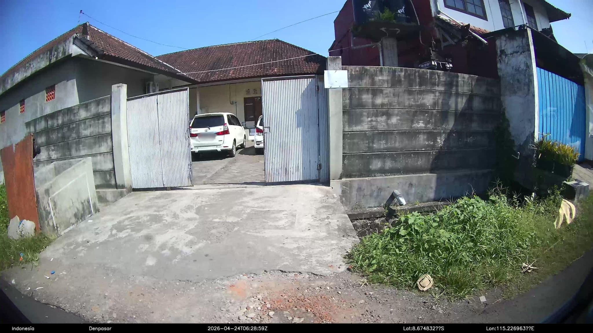 Street view near Puri Candikuning, Denpasar — © Kaart---LEFT (CC BY-SA · Mapillary)