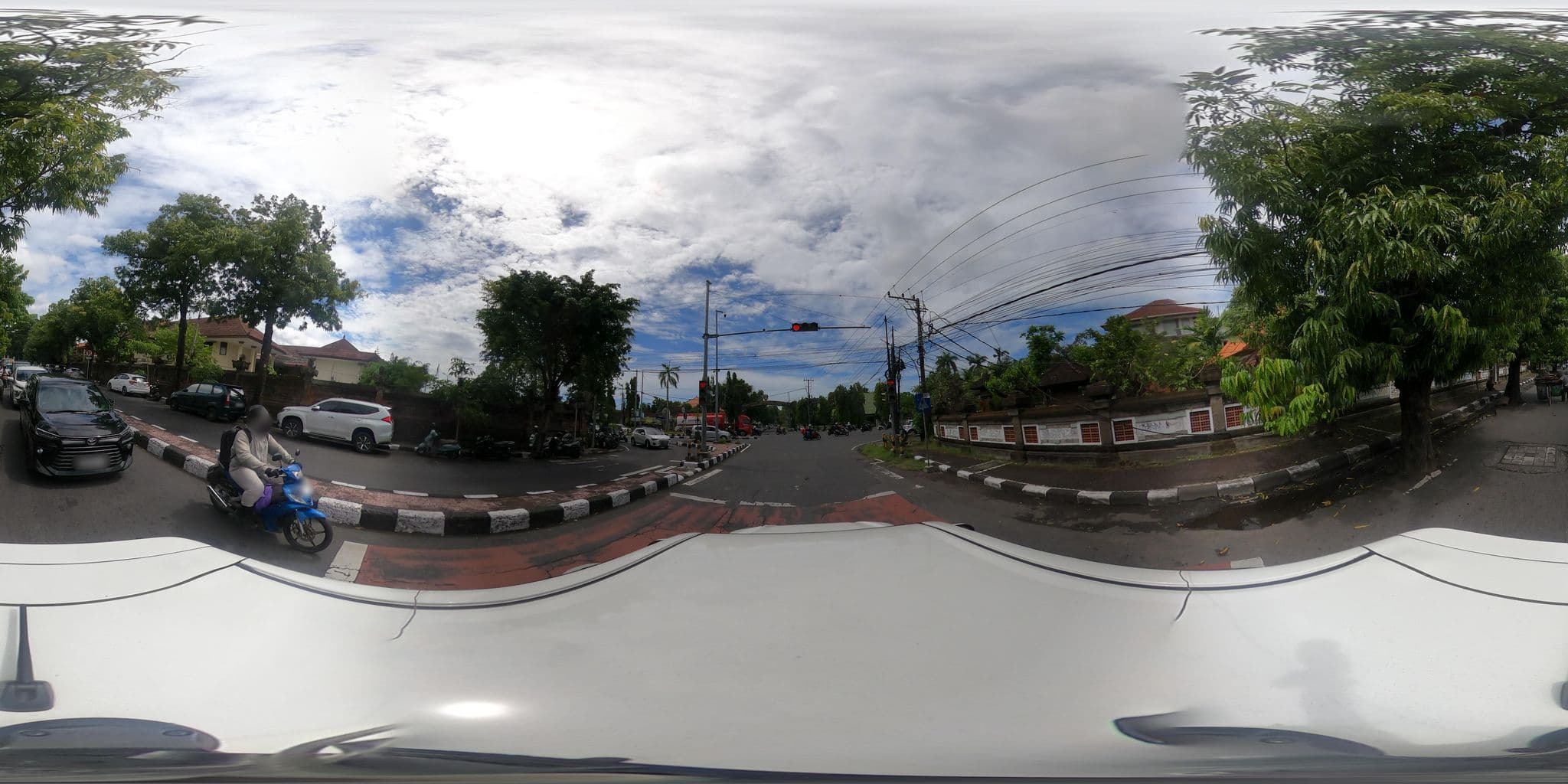 Street view near Hotel Damai, Denpasar — © Kaart---360 (CC BY-SA · Mapillary)
