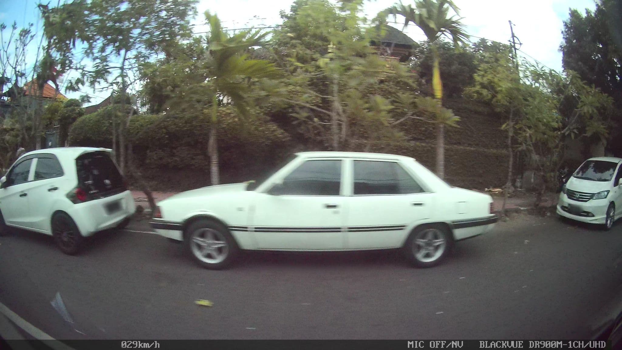 Street view near Deluxe Double Room, Denpasar — © kaart_2 (CC BY-SA · Mapillary)