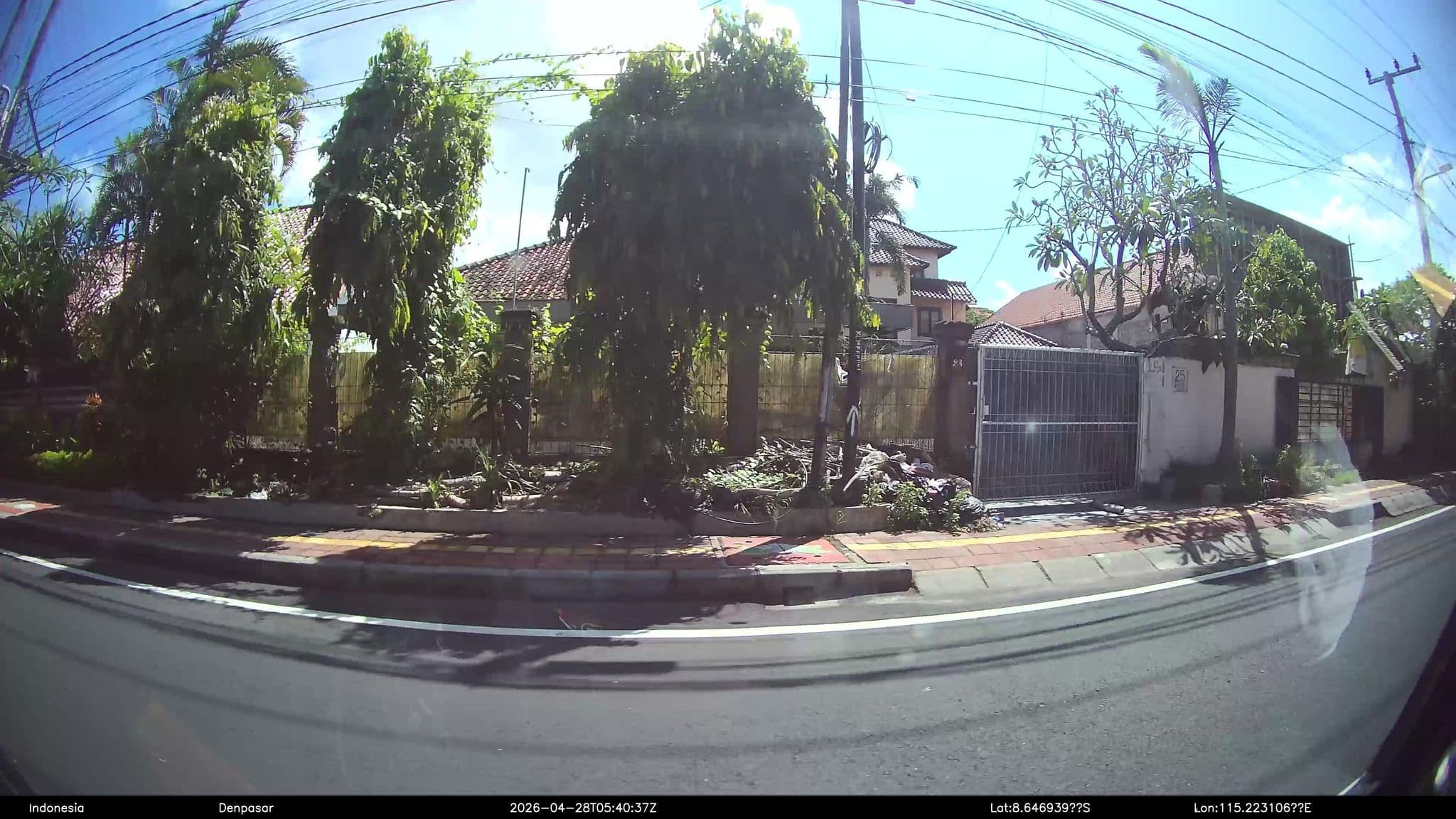 Street view near Wisma Bank Indonesia, Denpasar — © Kaart---LEFT (CC BY-SA · Mapillary)