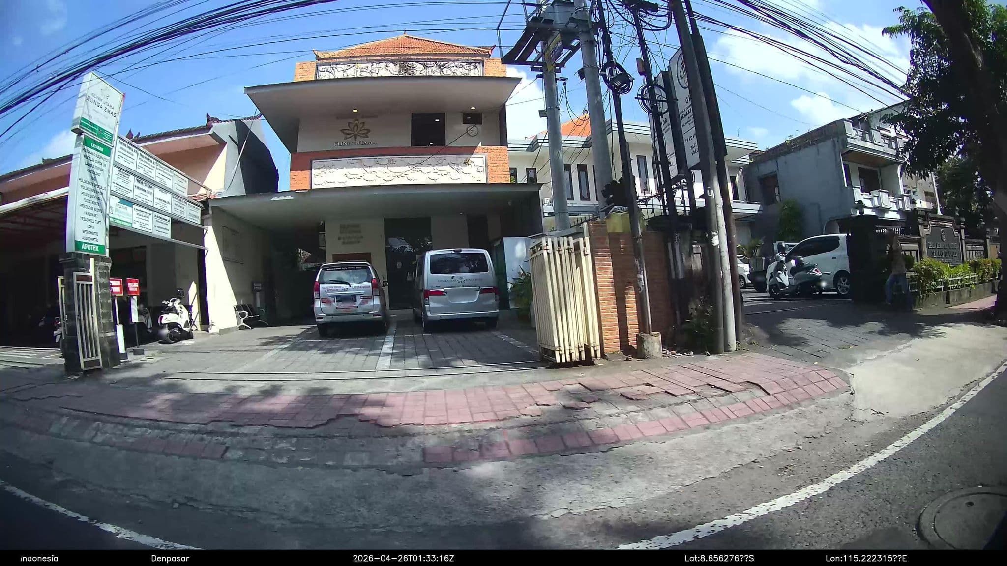 Street view near Room 329@bali kuta resort by swiss-belhotel, Denpasar — © Kaart---RIGHT (CC BY-SA · Mapillary)