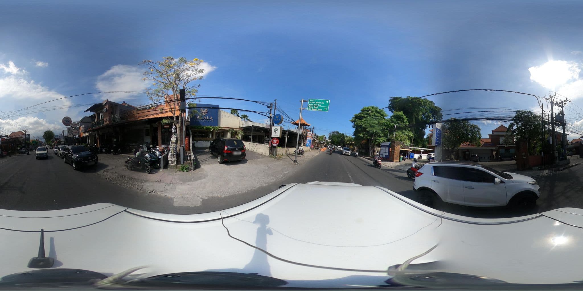 Street view near Trio Bali Hotel & Restaurant, Sanur — © Kaart---360 (CC BY-SA · Mapillary)