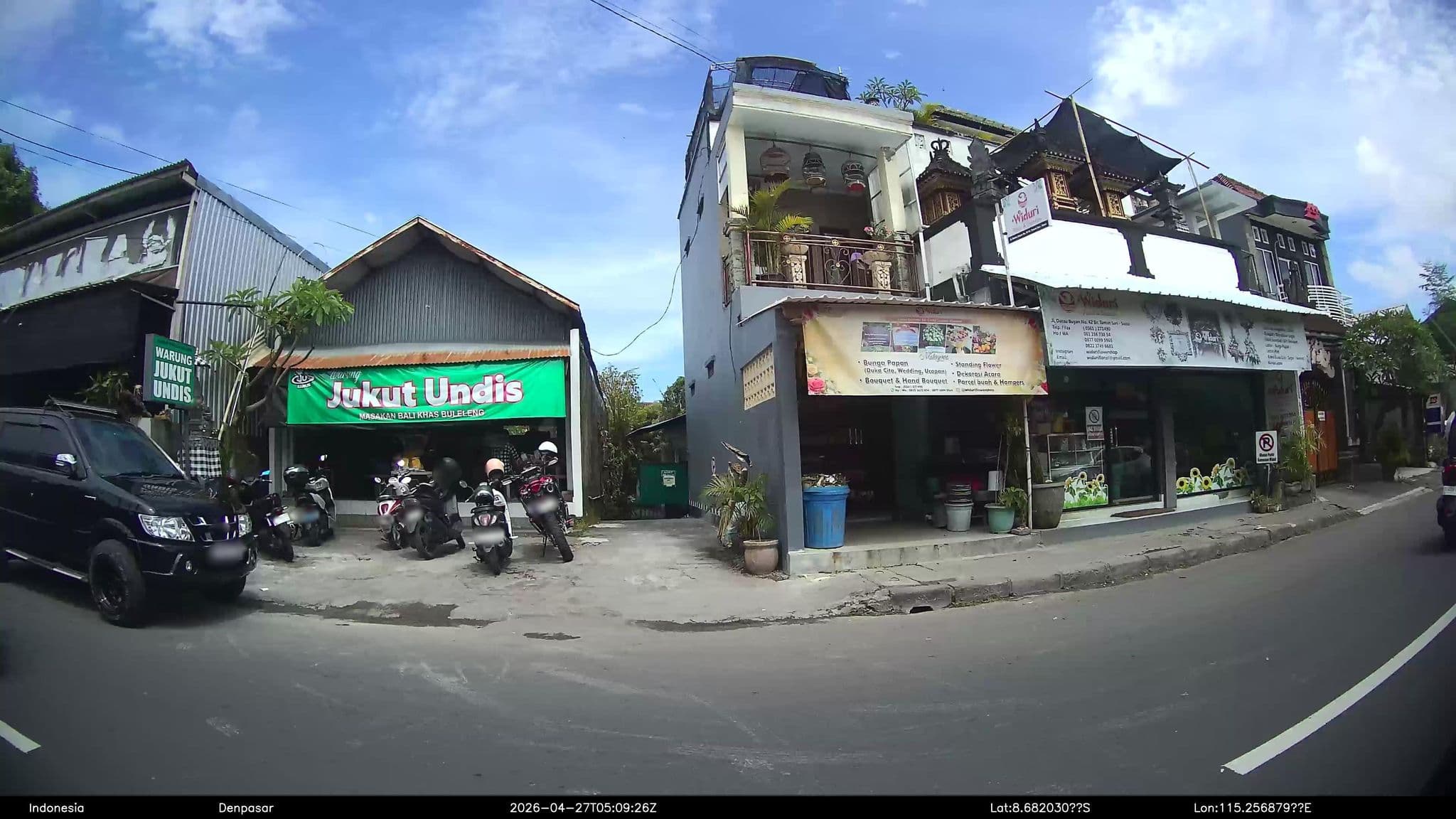 Street view near Permandian Motor Banjar Taman, Sanur — © Kaart---RIGHT (CC BY-SA · Mapillary)