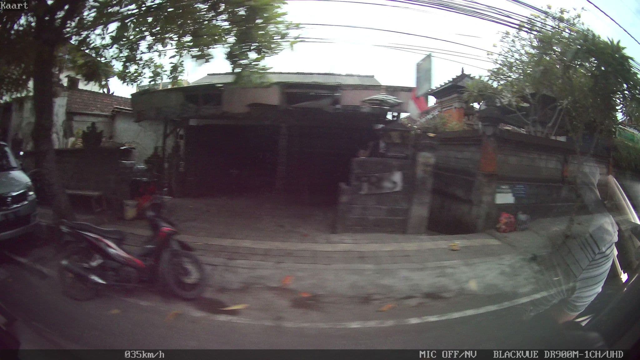 Street view near Anantara Resort, Pecatu, Bali., Denpasar — © kaart_2 (CC BY-SA · Mapillary)