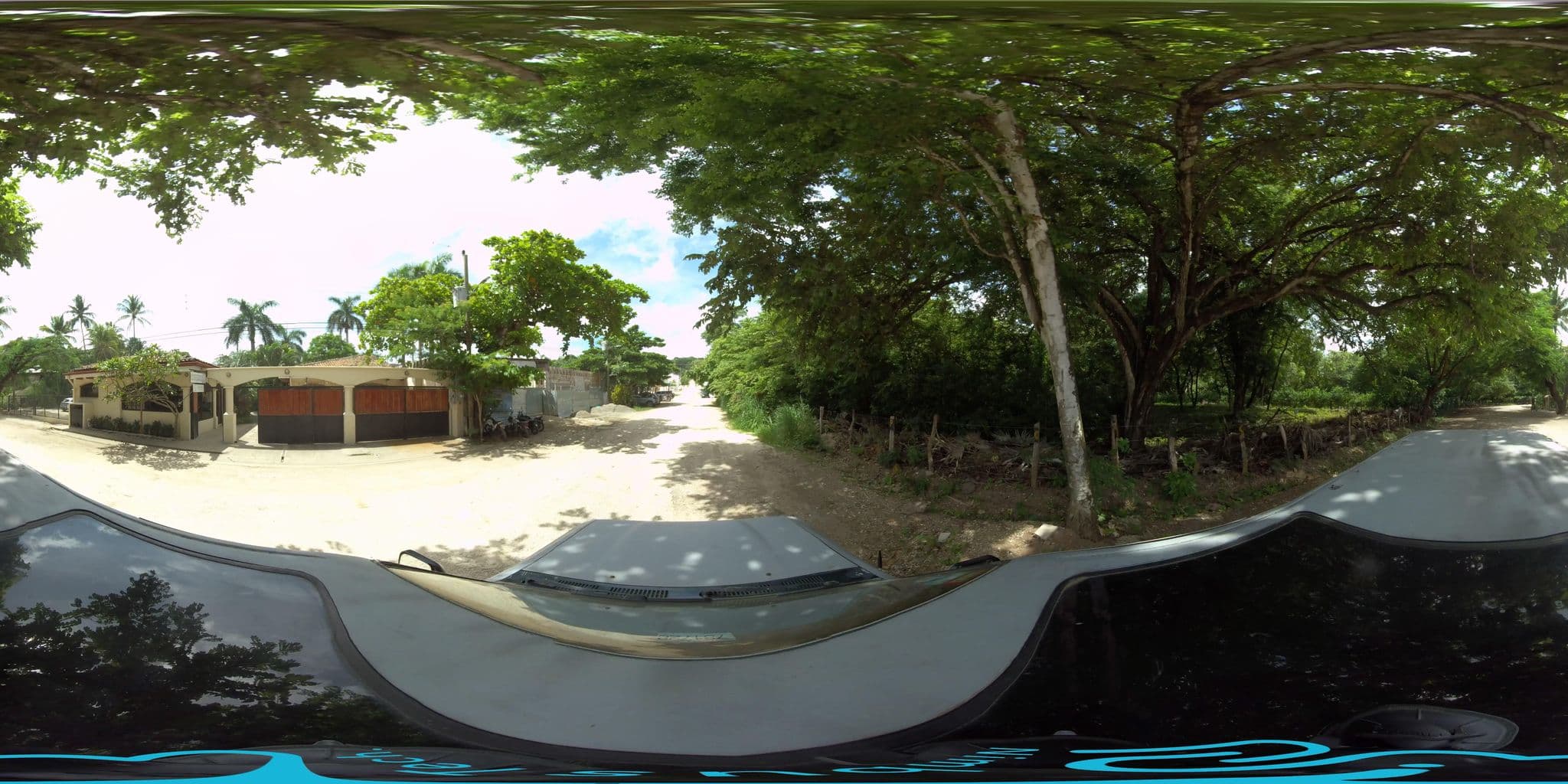 Street view near La Marejada Hotel, Tamarindo