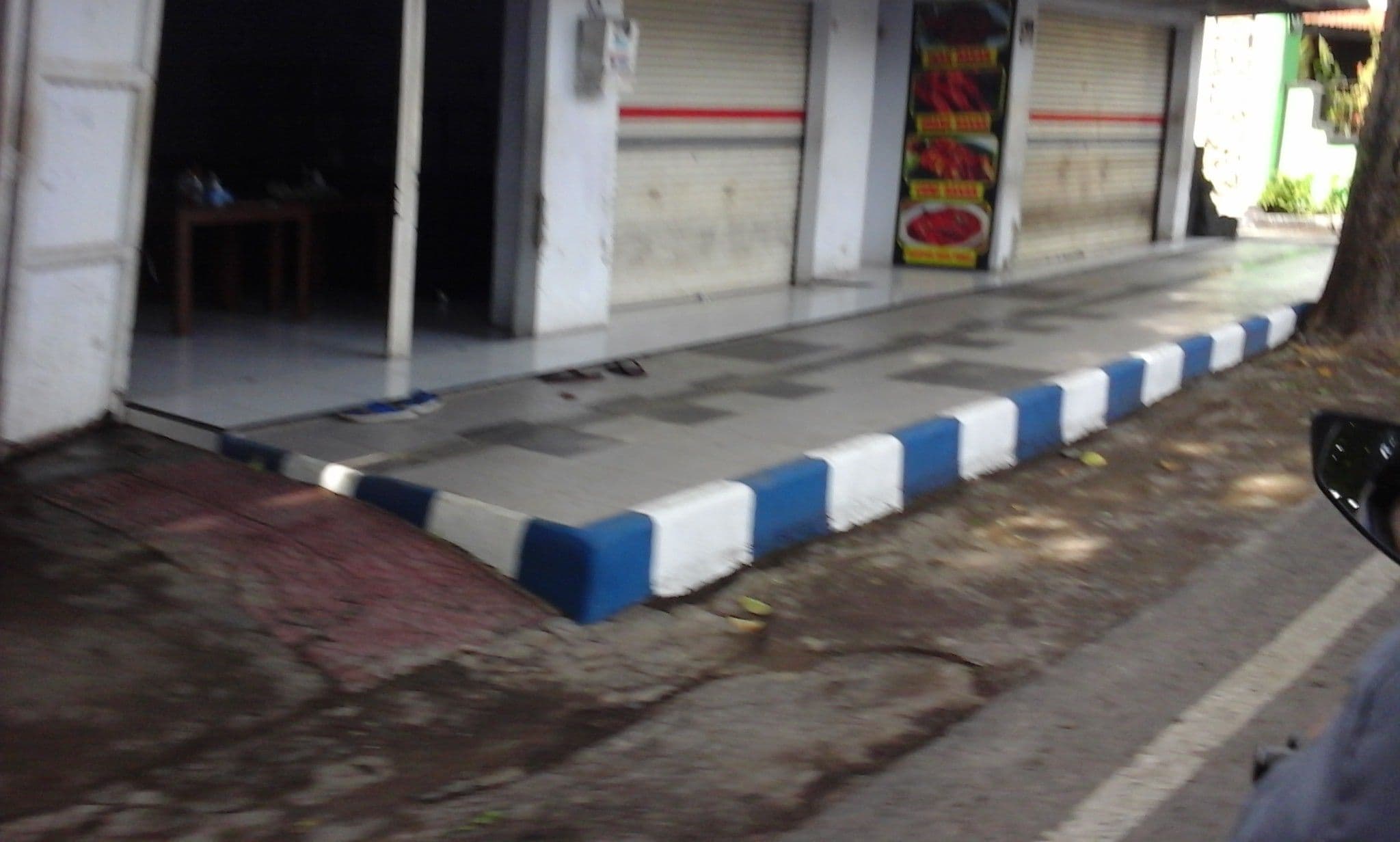 Street view near Sahid Osing Kemiren Banyuwangi, Banyuwangi — © arizalkawamuna (CC BY-SA · Mapillary)