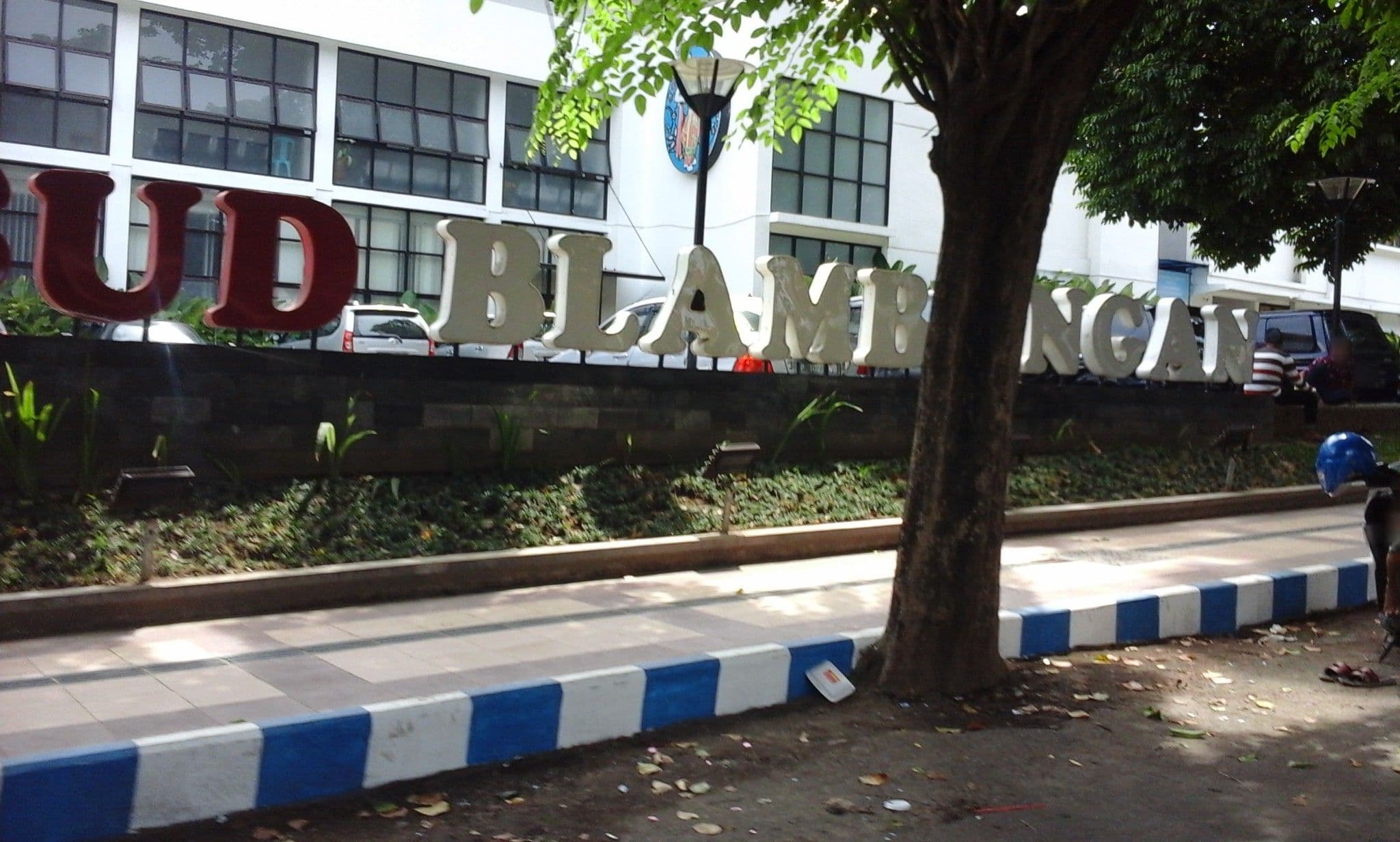 Street view near Hotel Kartika Batu Malang, Banyuwangi — © arizalkawamuna (CC BY-SA · Mapillary)
