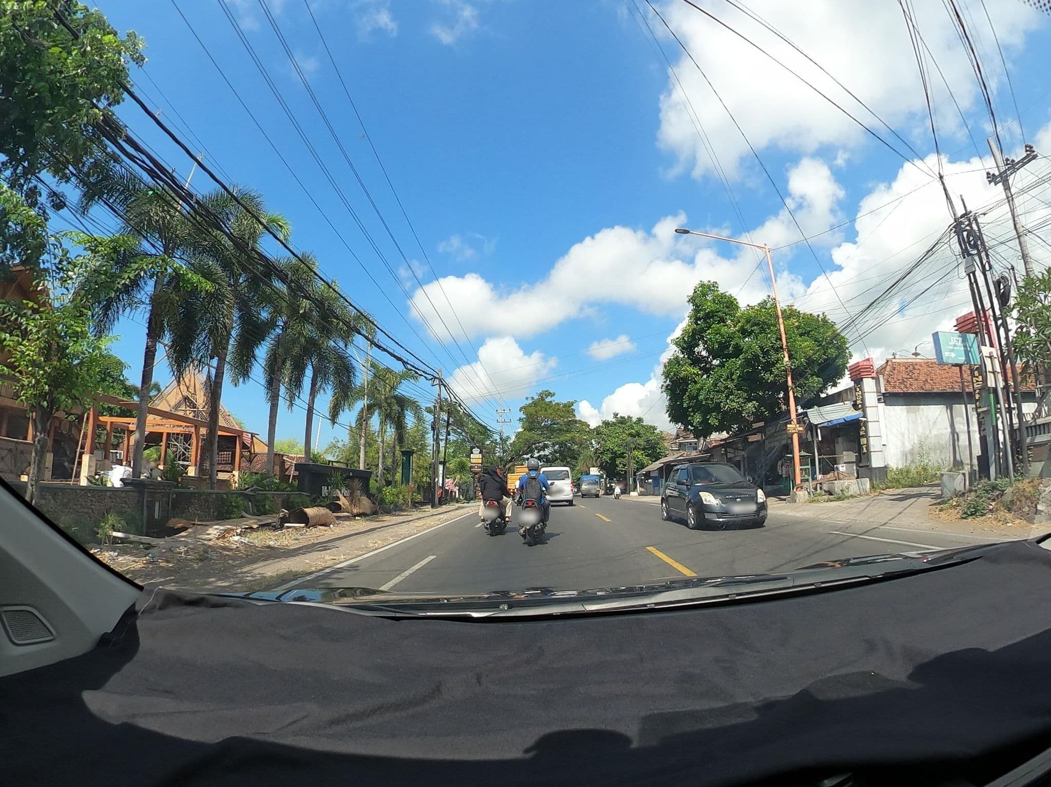 Street view near Permata Indah Permai (PIP), Banyuwangi — © Kaart_Local (CC BY-SA · Mapillary)