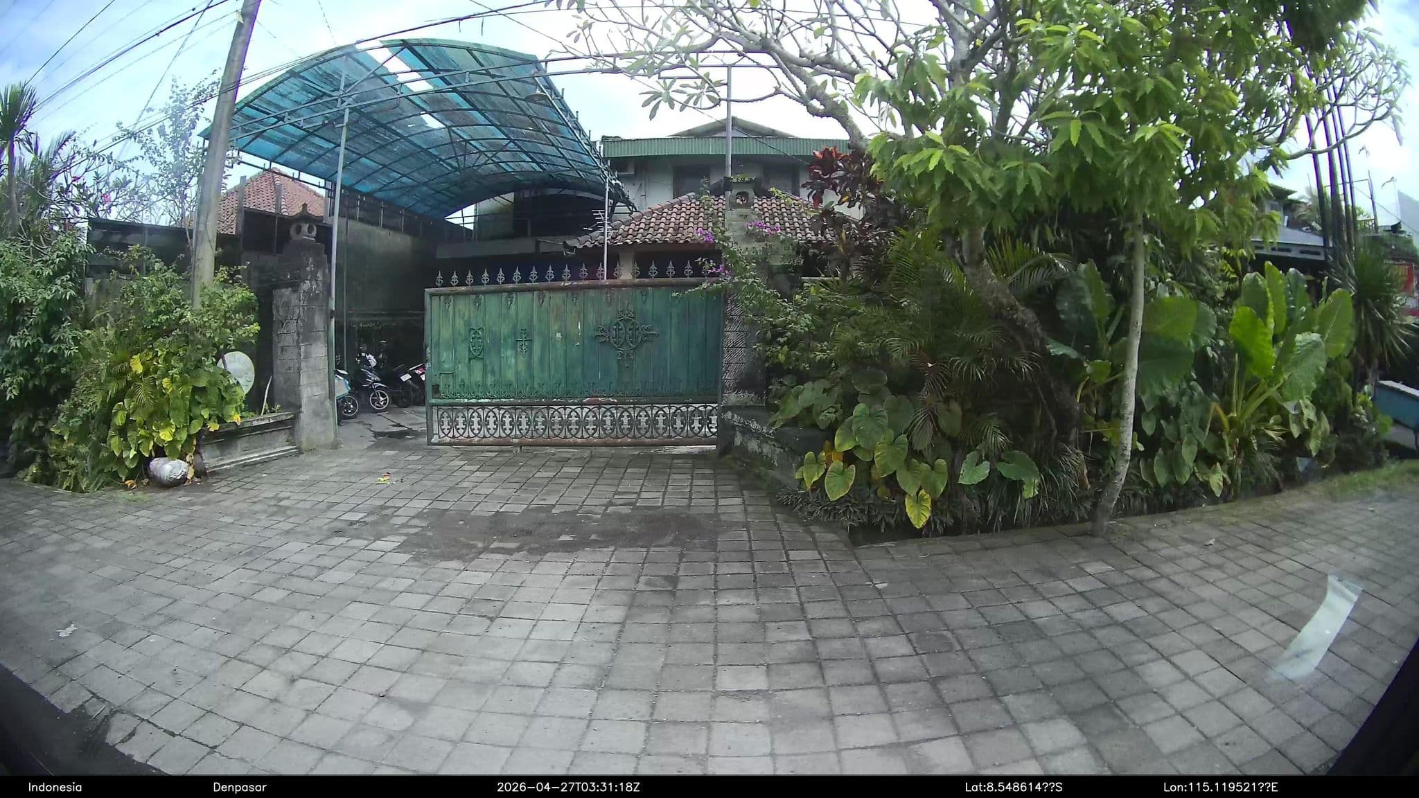 Street view near The royal bali beach club, Tabanan — © Kaart---LEFT (CC BY-SA · Mapillary)