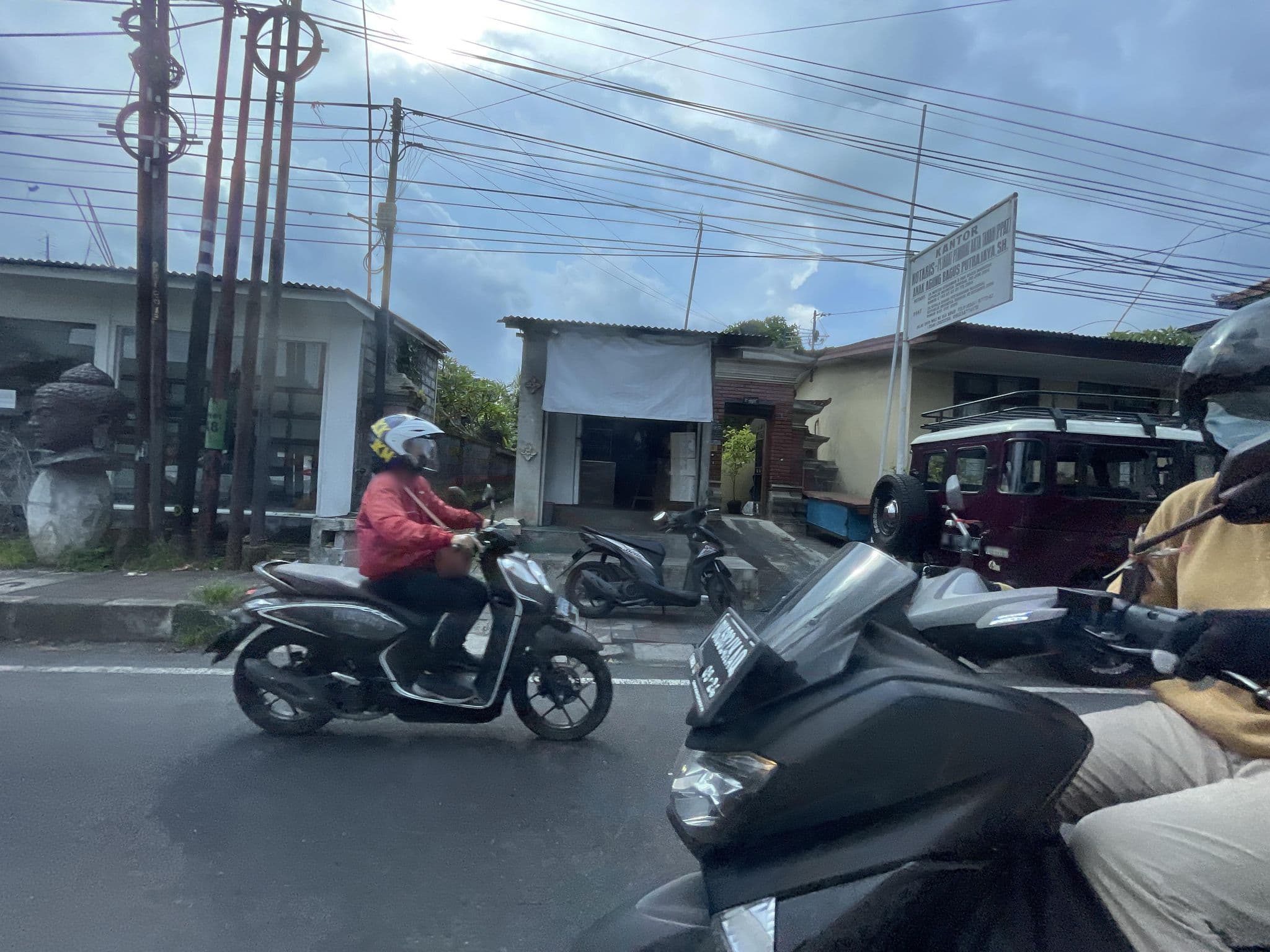 Street view near Nayaka Villa, Ubud — © filipb (CC BY-SA · Mapillary)