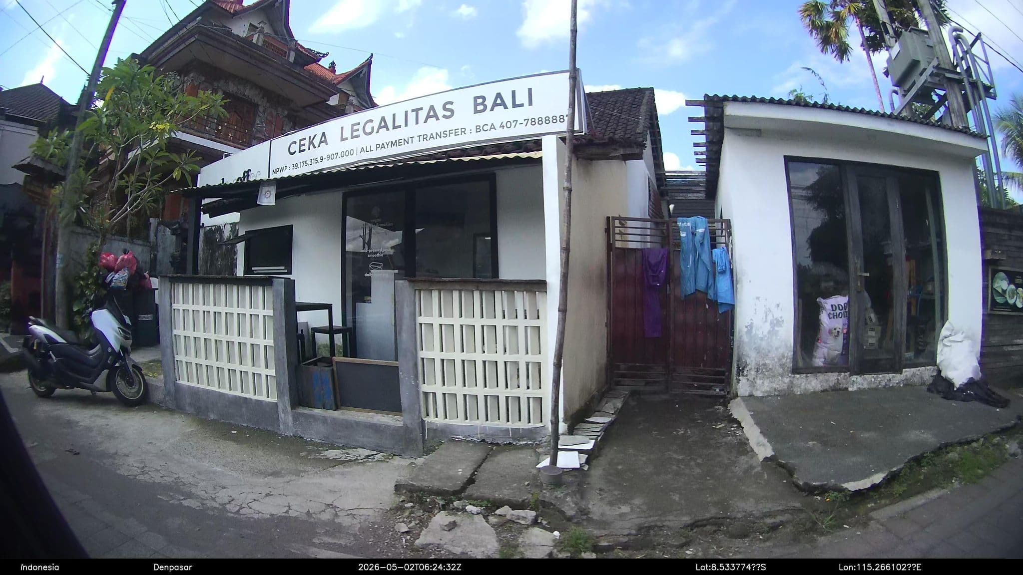 Street view near Tri Hita Karana House, Ubud — © Kaart---RIGHT (CC BY-SA · Mapillary)
