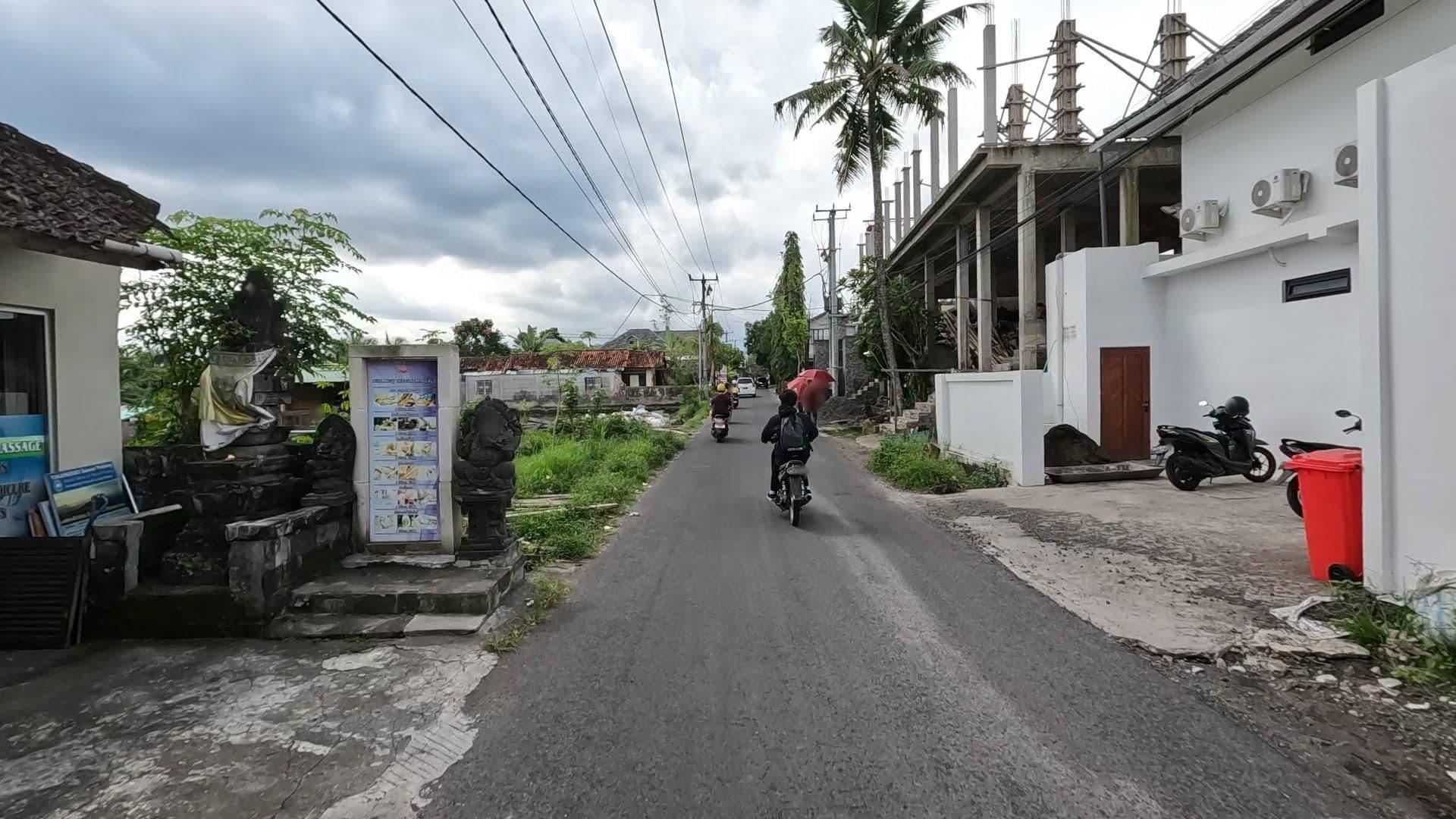 Street view near Hana House Ubud, Ubud — © lucomsky (CC BY-SA · Mapillary)