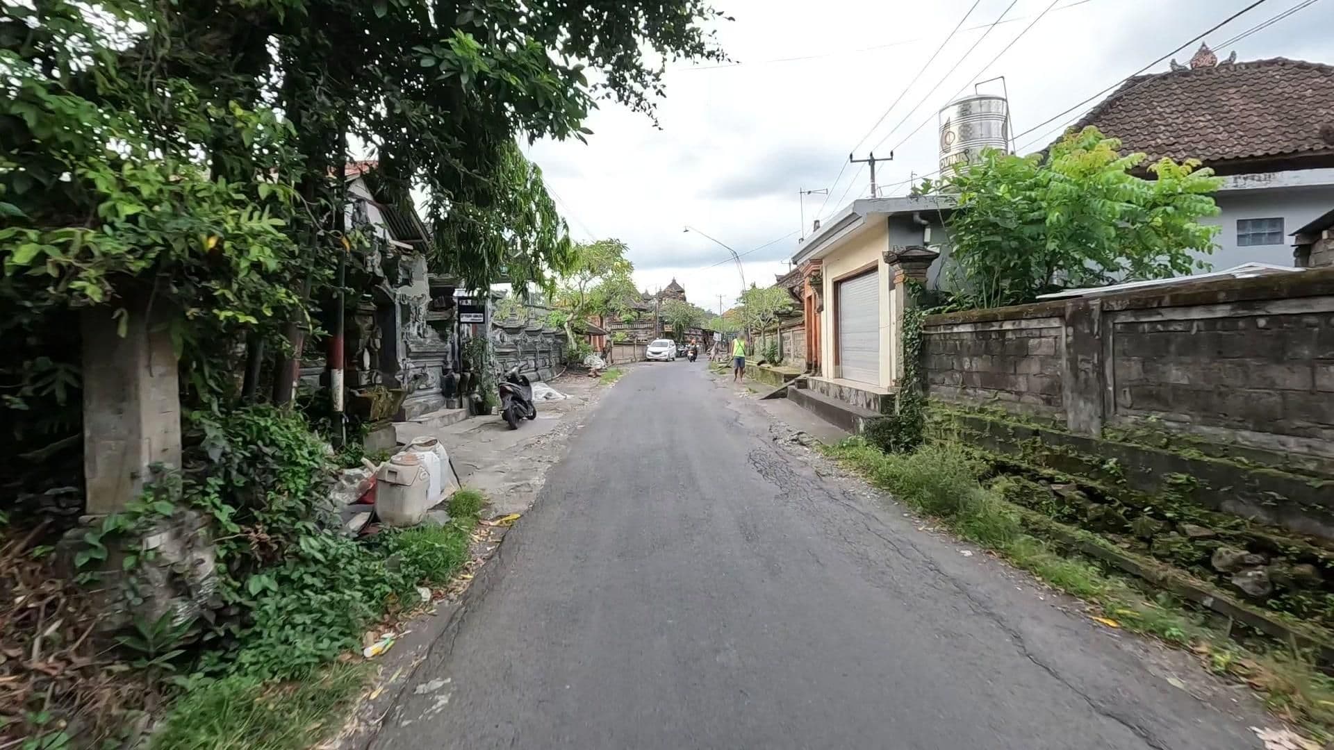 Street view near D'tepi Ubud House, Ubud — © lucomsky (CC BY-SA · Mapillary)