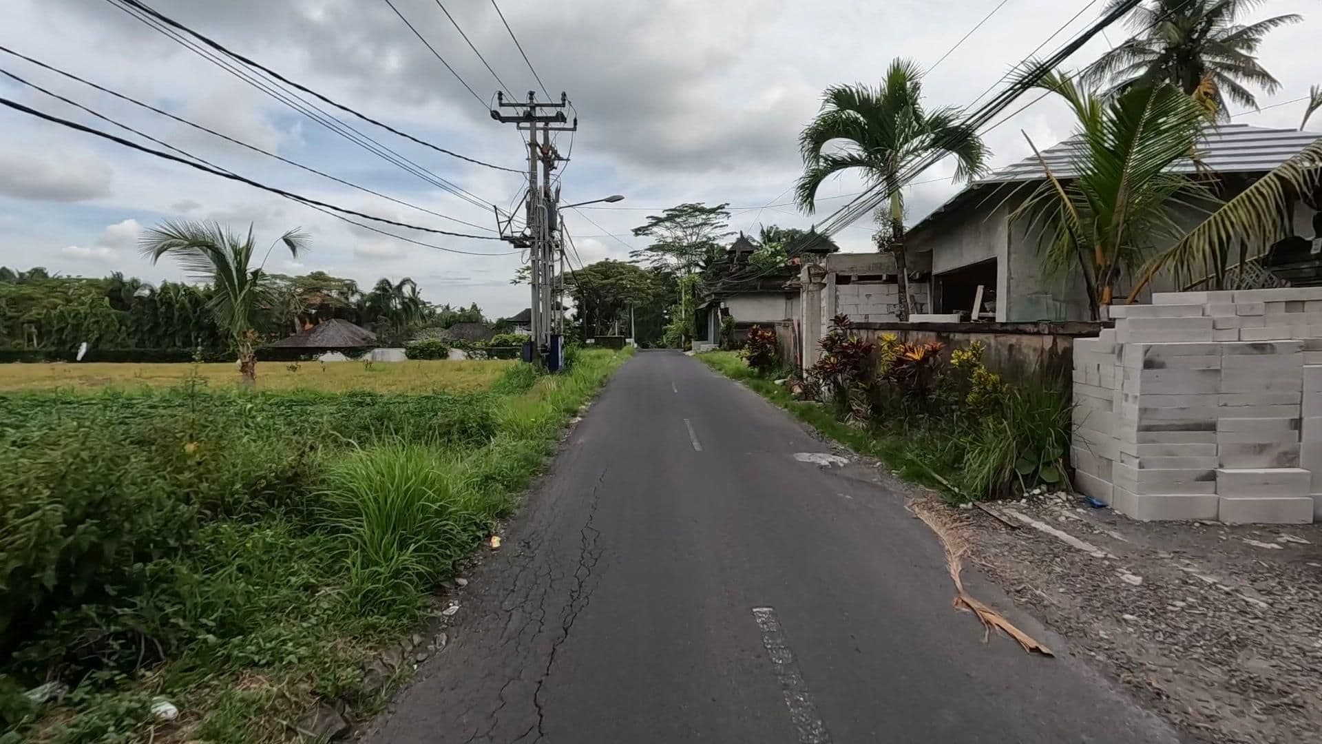 Street view near New Villa With Pool, Ubud — © lucomsky (CC BY-SA · Mapillary)