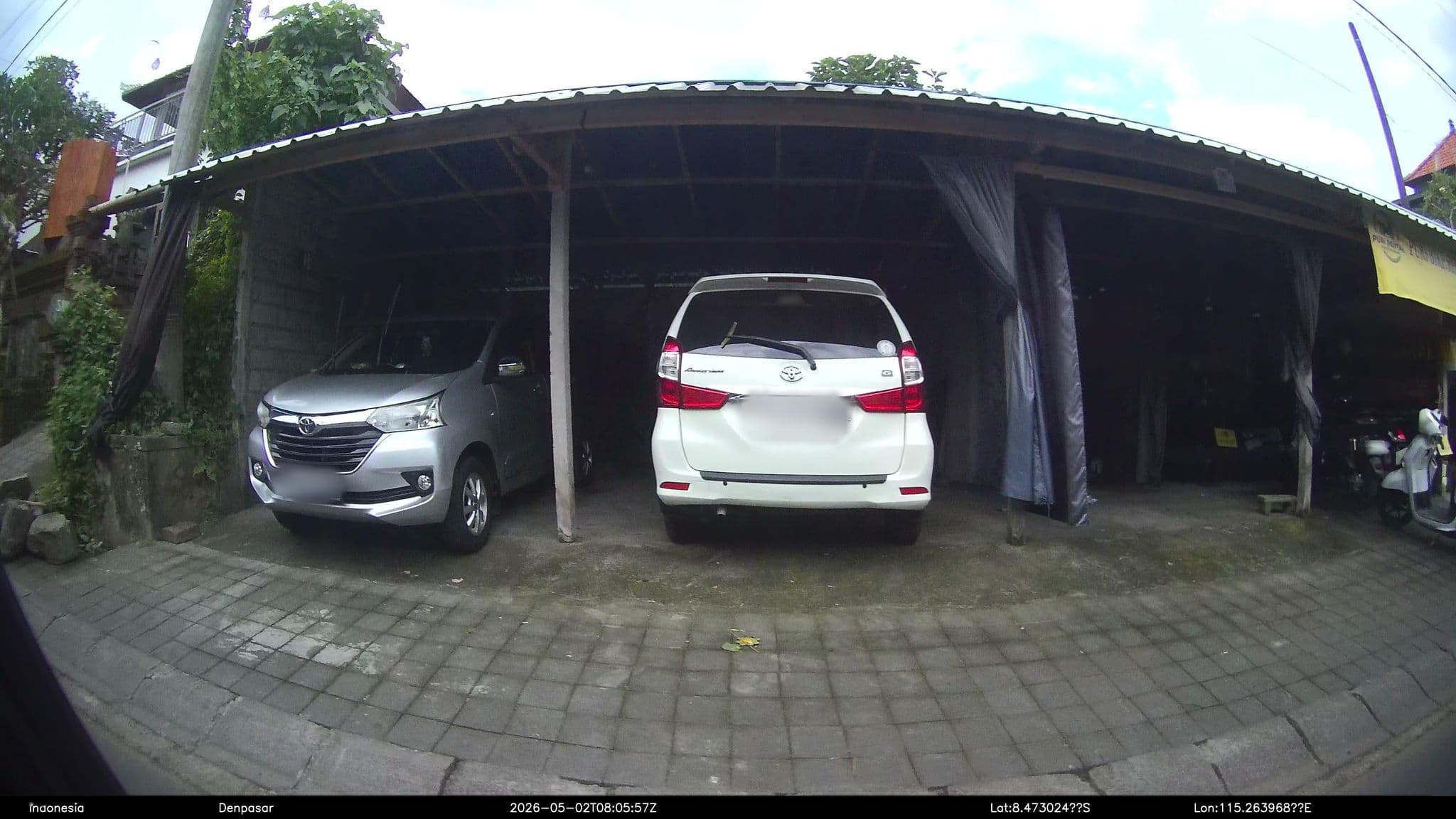 Street view near Santosha Place, Ubud — © Kaart---RIGHT (CC BY-SA · Mapillary)