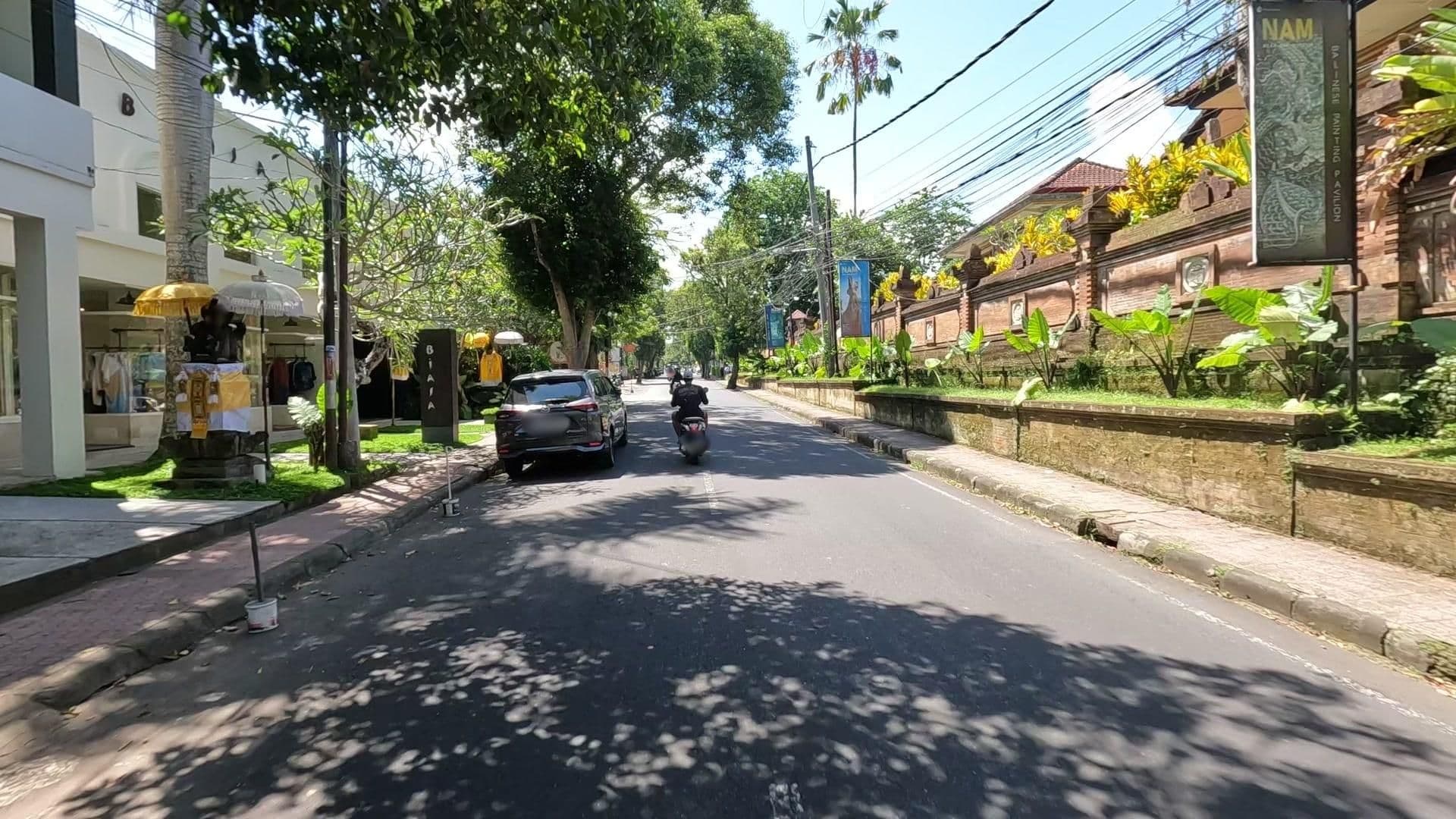 Street view near Sunny Blow Cottage, Ubud — © lucomsky (CC BY-SA · Mapillary)