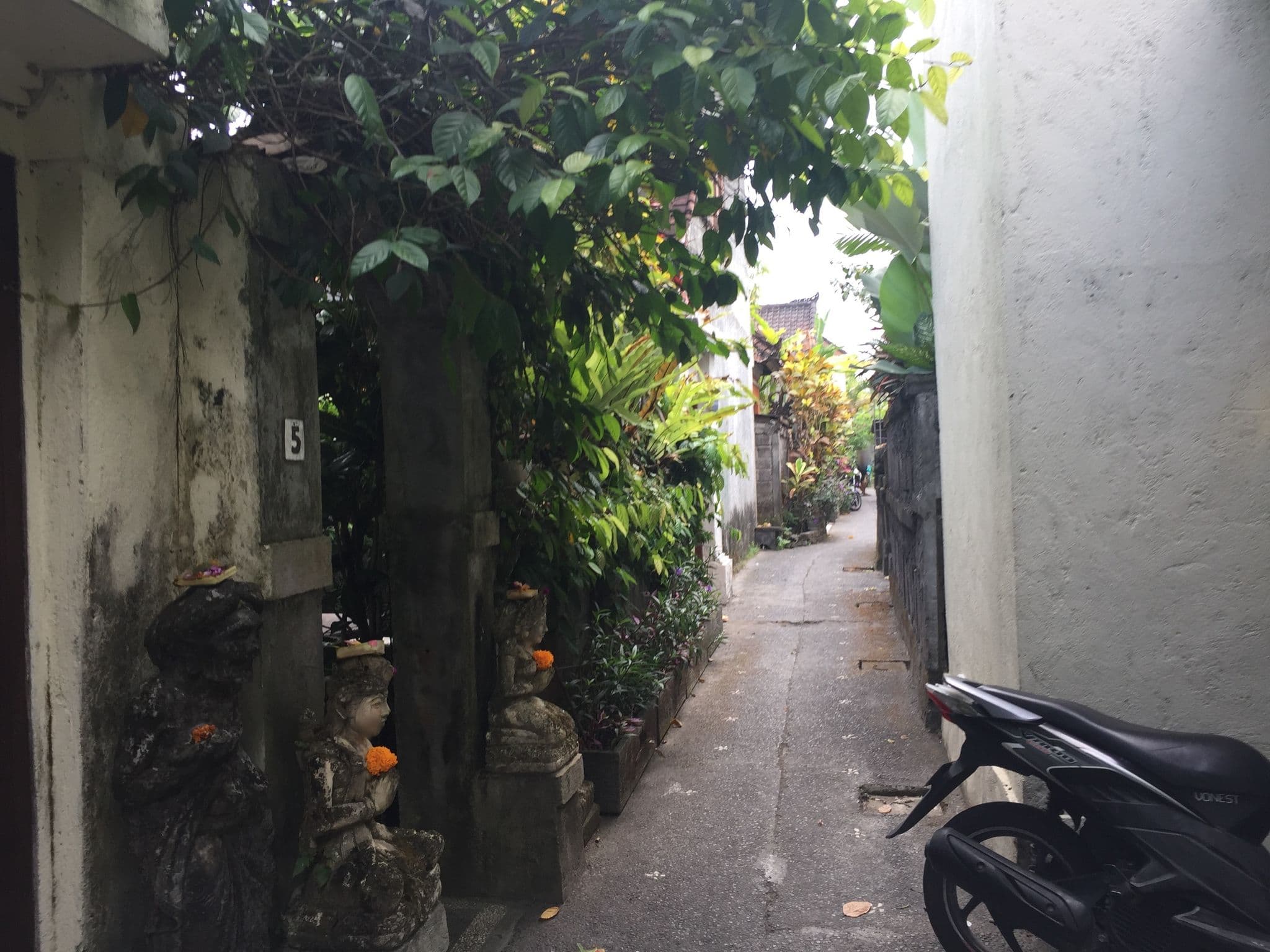 Street view near Villa Kami Ubud, Ubud — © nickp (CC BY-SA · Mapillary)